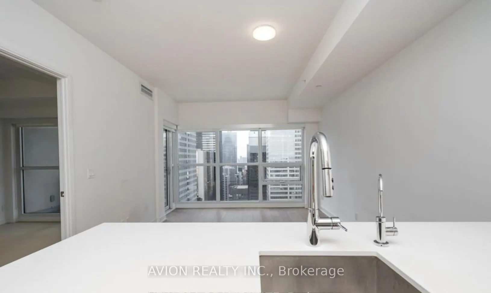 88 Scott Street, #3210