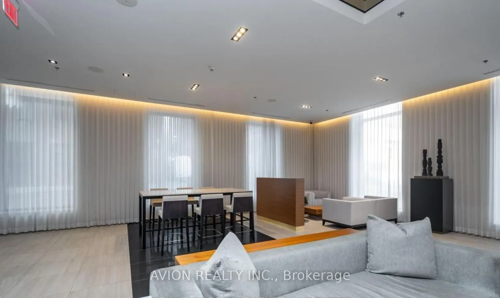 88 Scott Street, #3210
