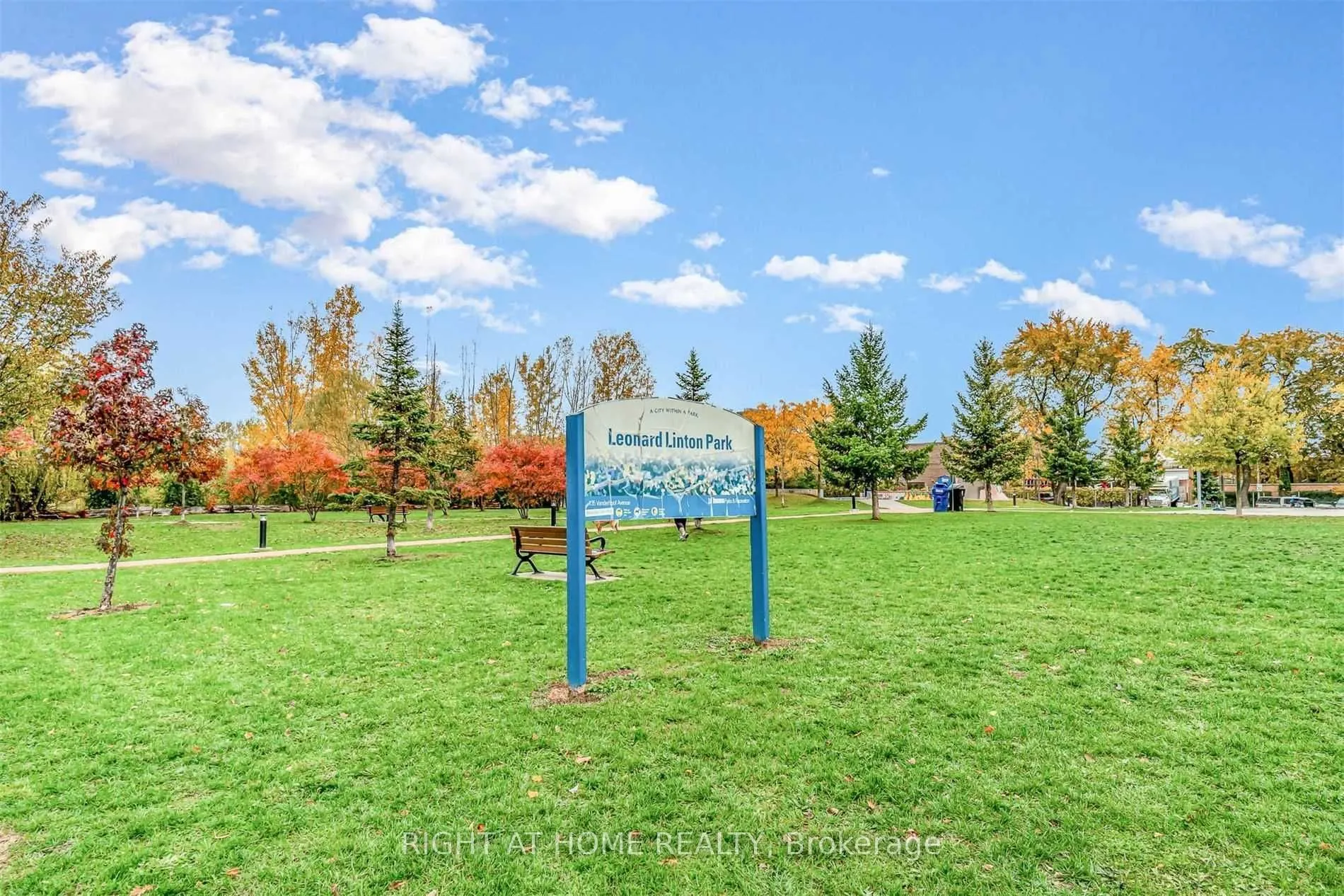 35 Brian Peck Crescent, #1005