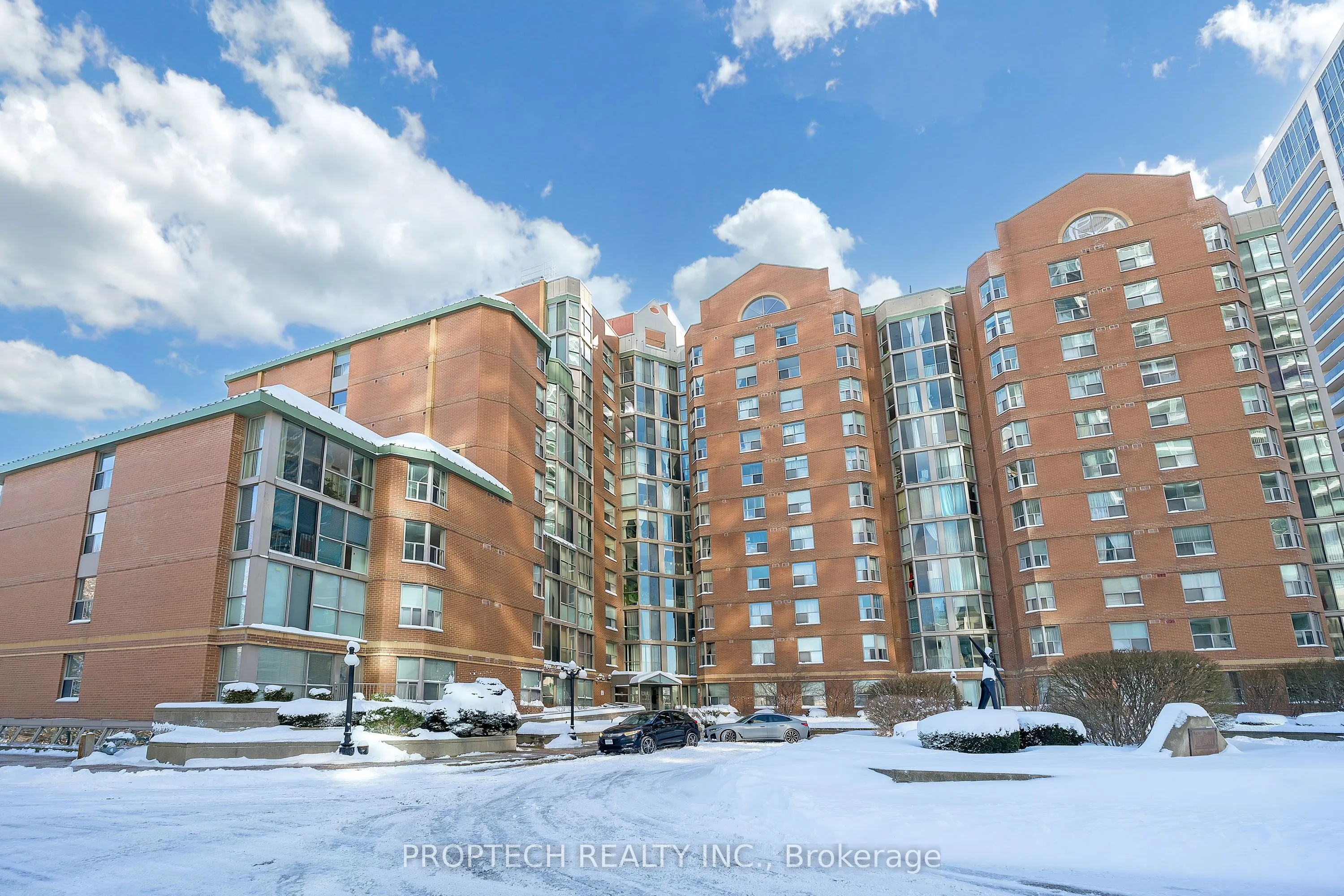 5795 Yonge Street, #204