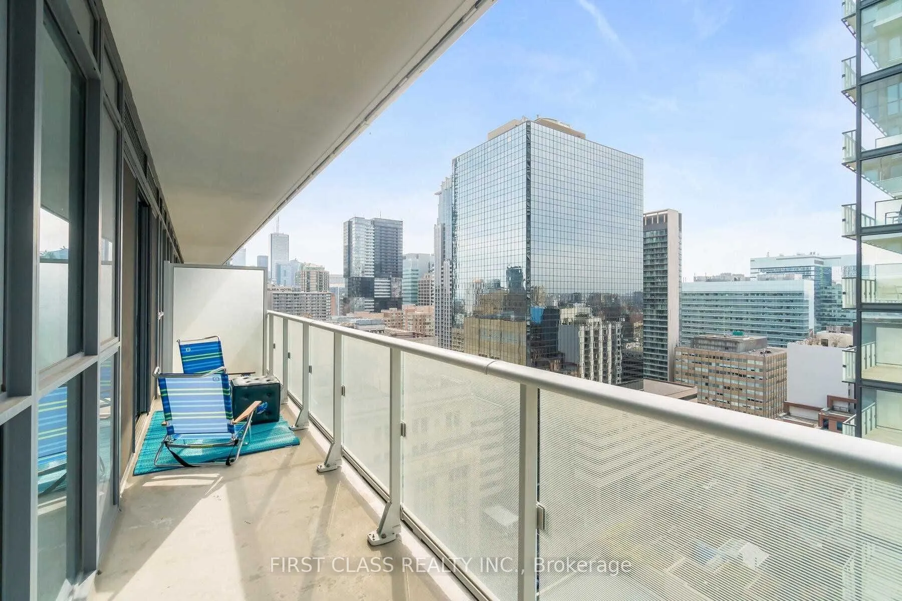 7 Grenville Street, #2313