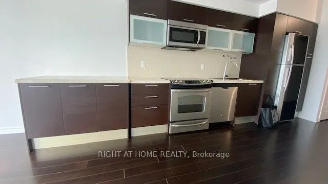 386 Yonge Street, #4116