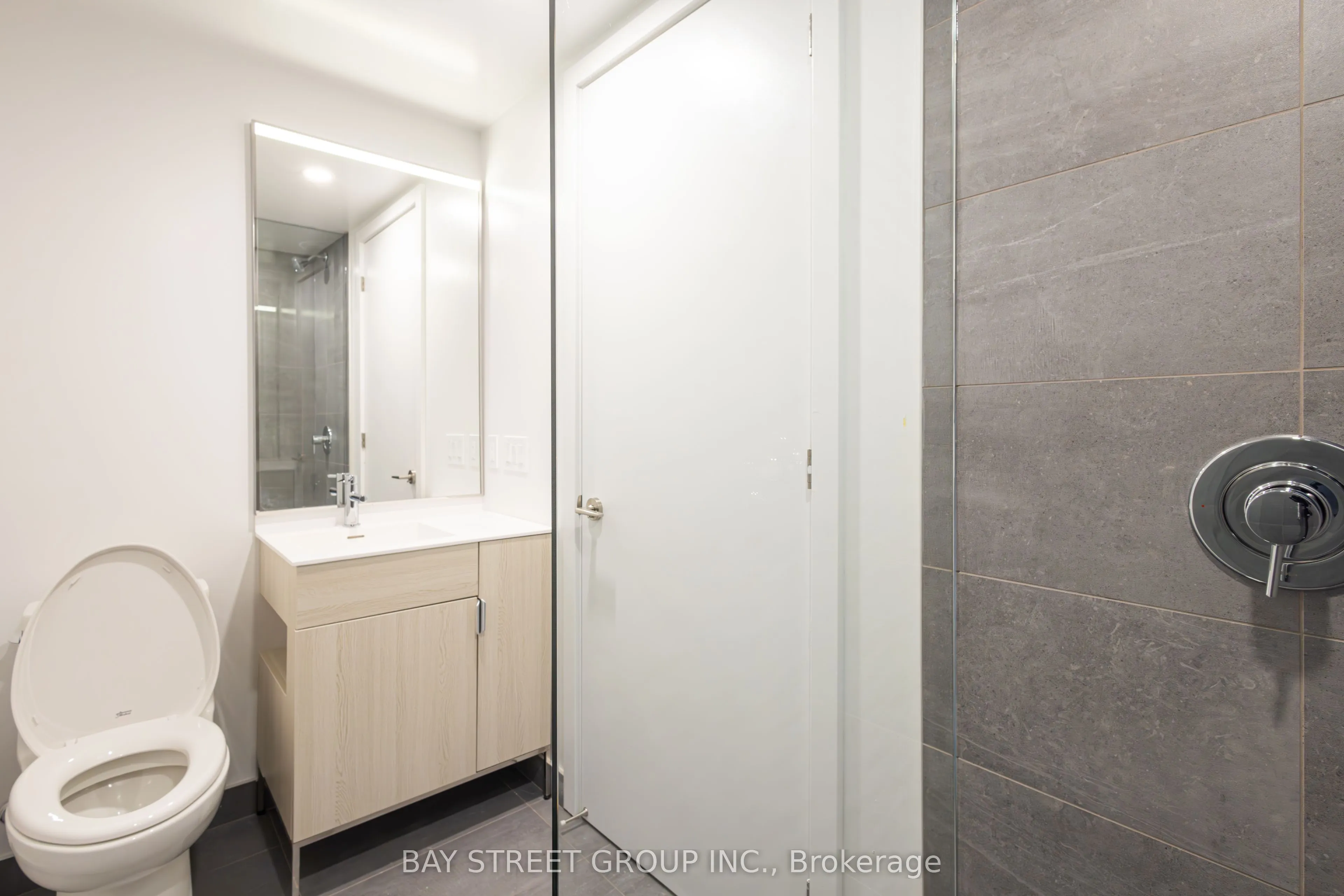 28 Eastern Avenue, #724