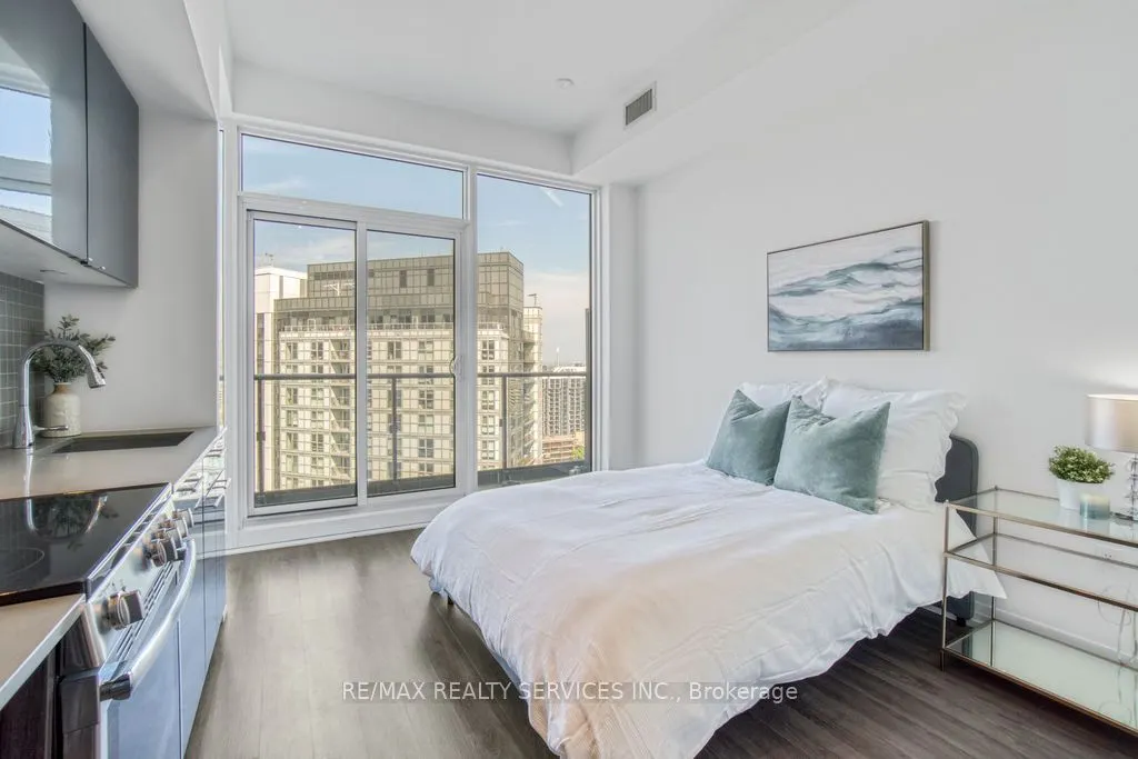 251 Jarvis Street, #1909