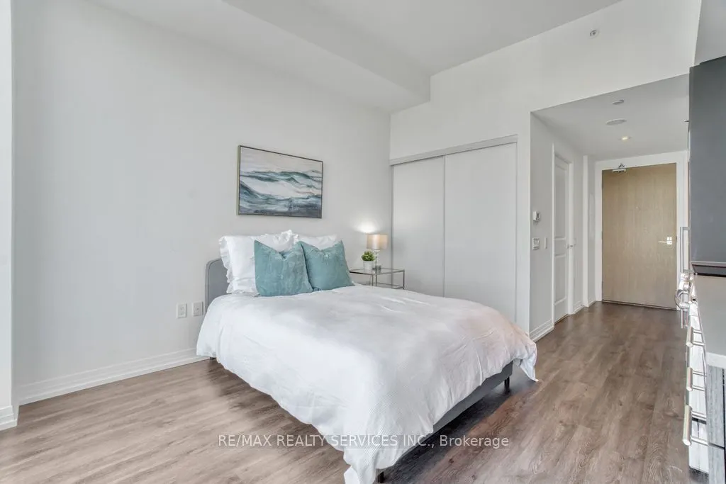 251 Jarvis Street, #1909