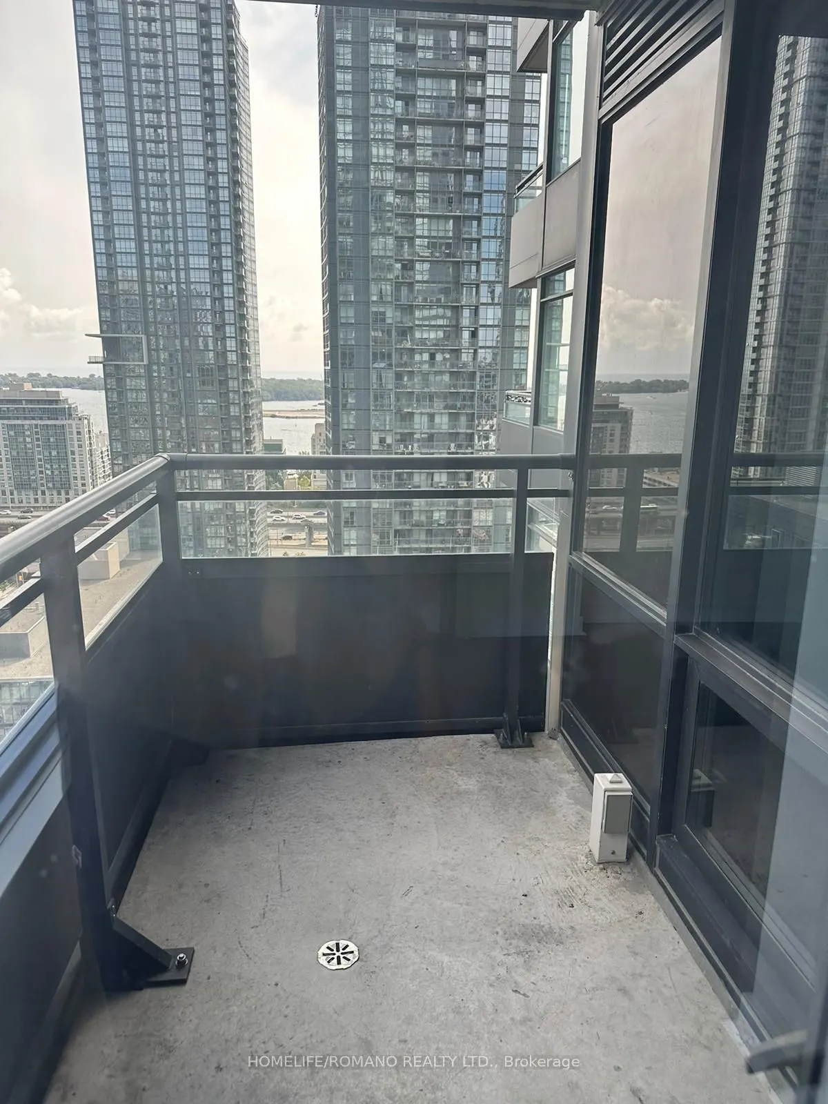 25 Telegram Mews, #2305