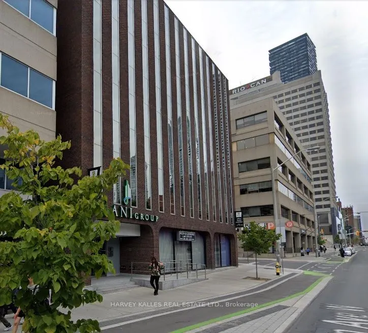 110 Eglinton Avenue W, #202