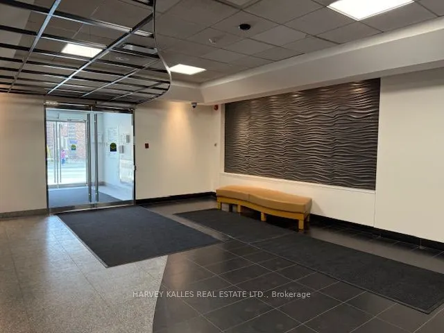 110 Eglinton Avenue W, #202