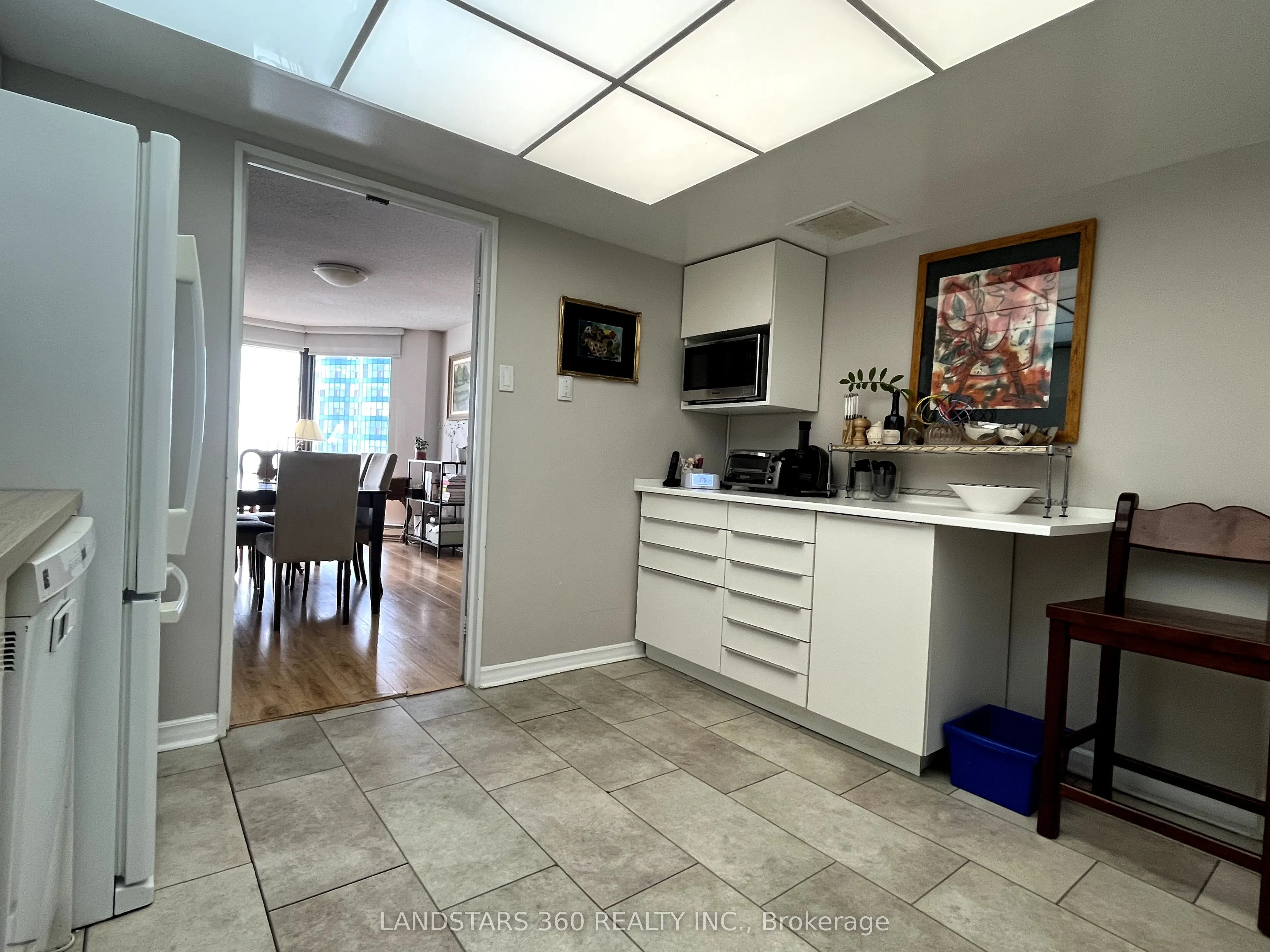 55 Harbour Square #3311