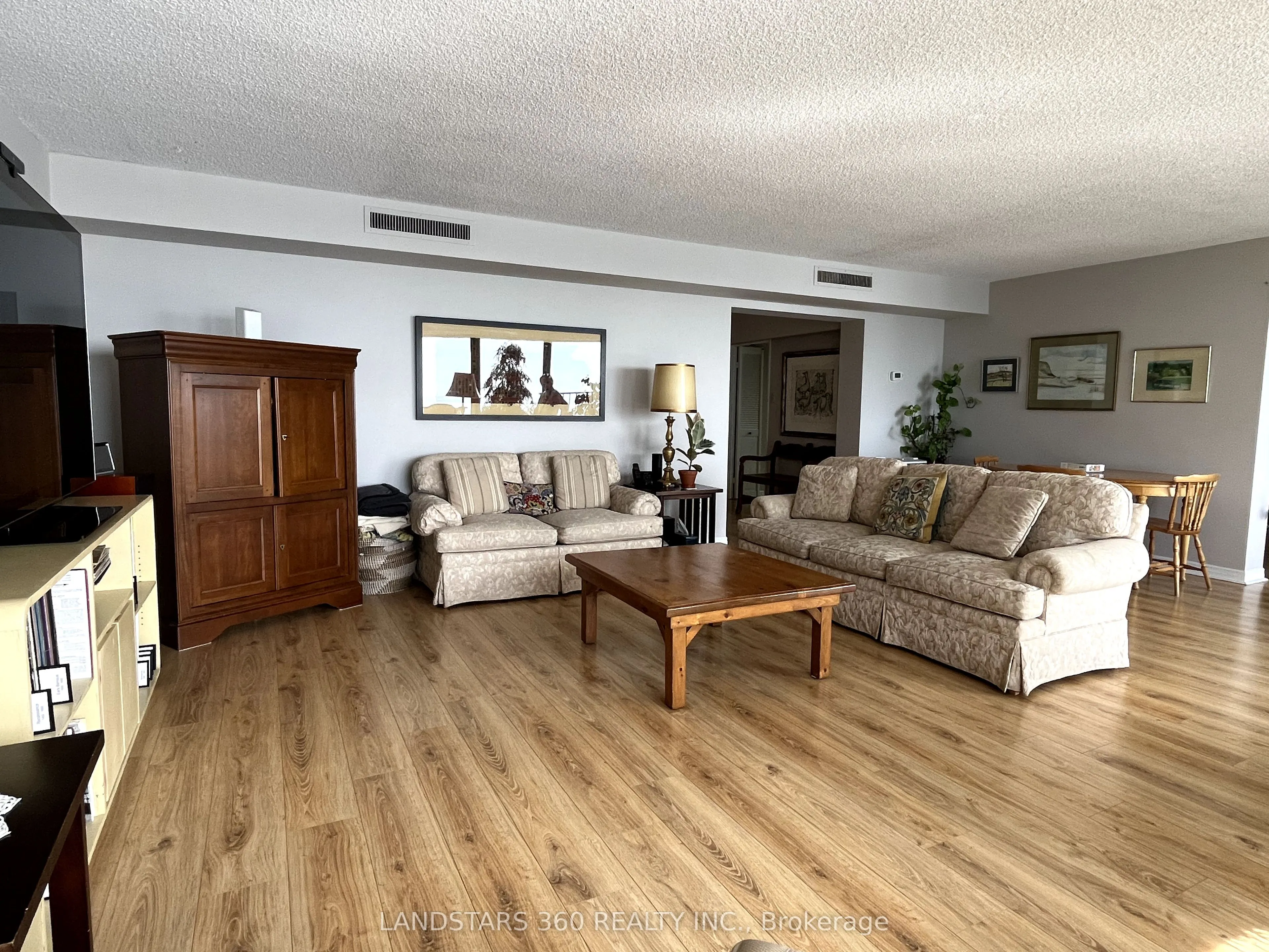 55 Harbour Square #3311