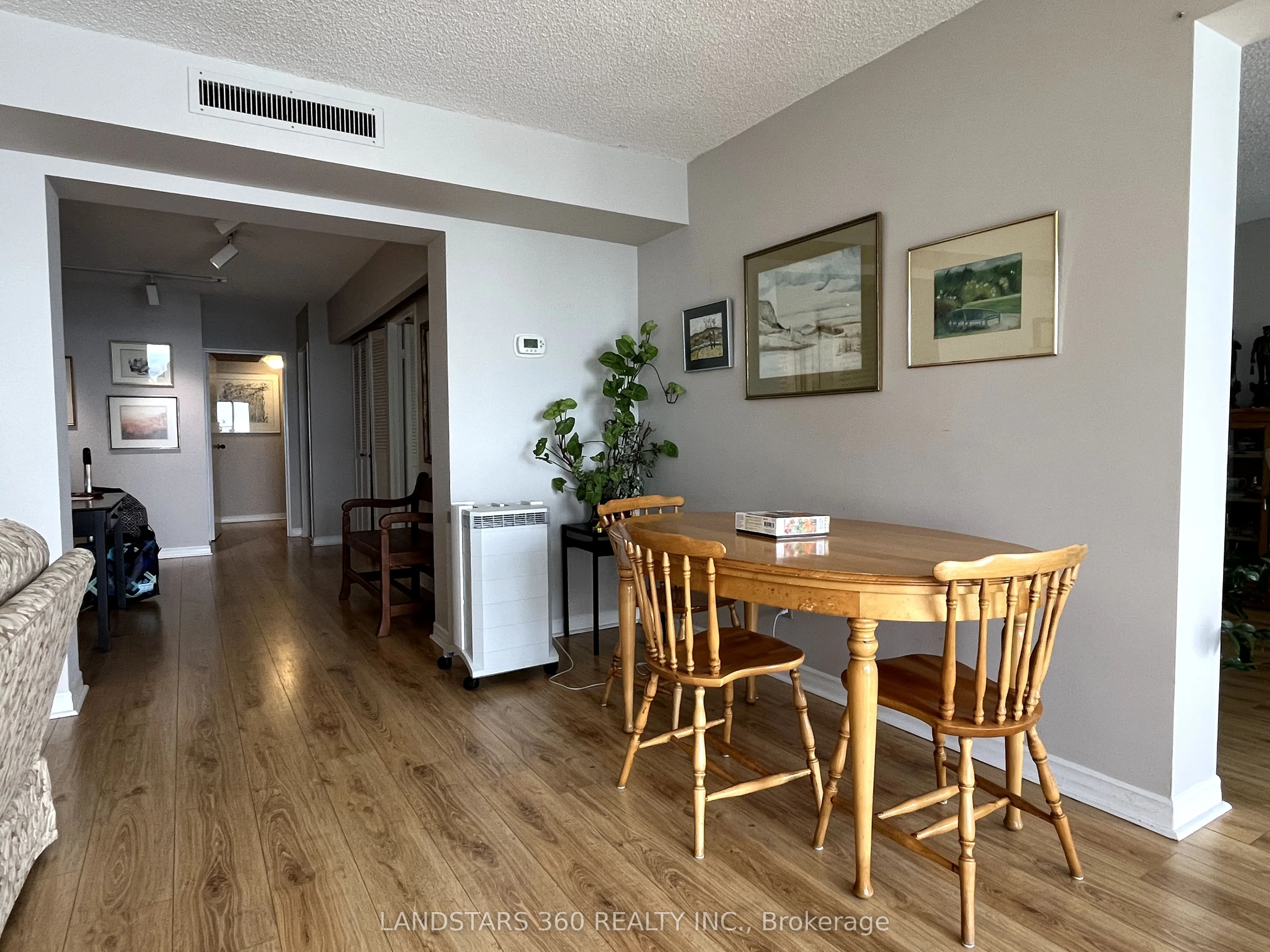 55 Harbour Square #3311