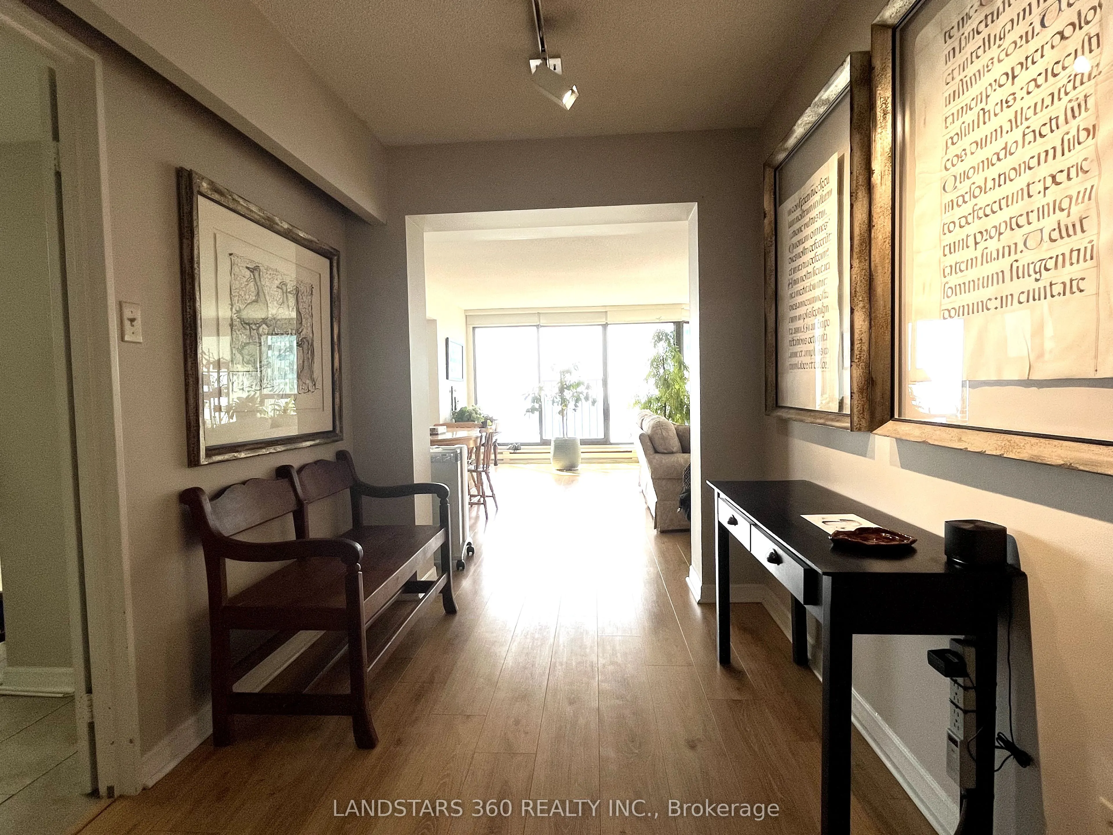 55 Harbour Square #3311