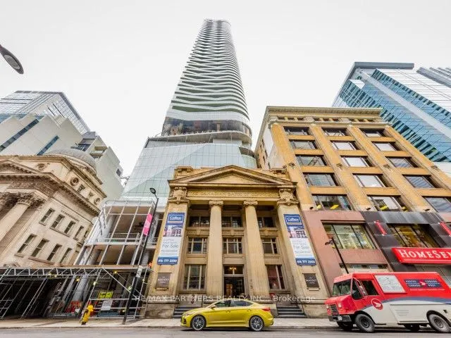 197 Yonge Street, #1704