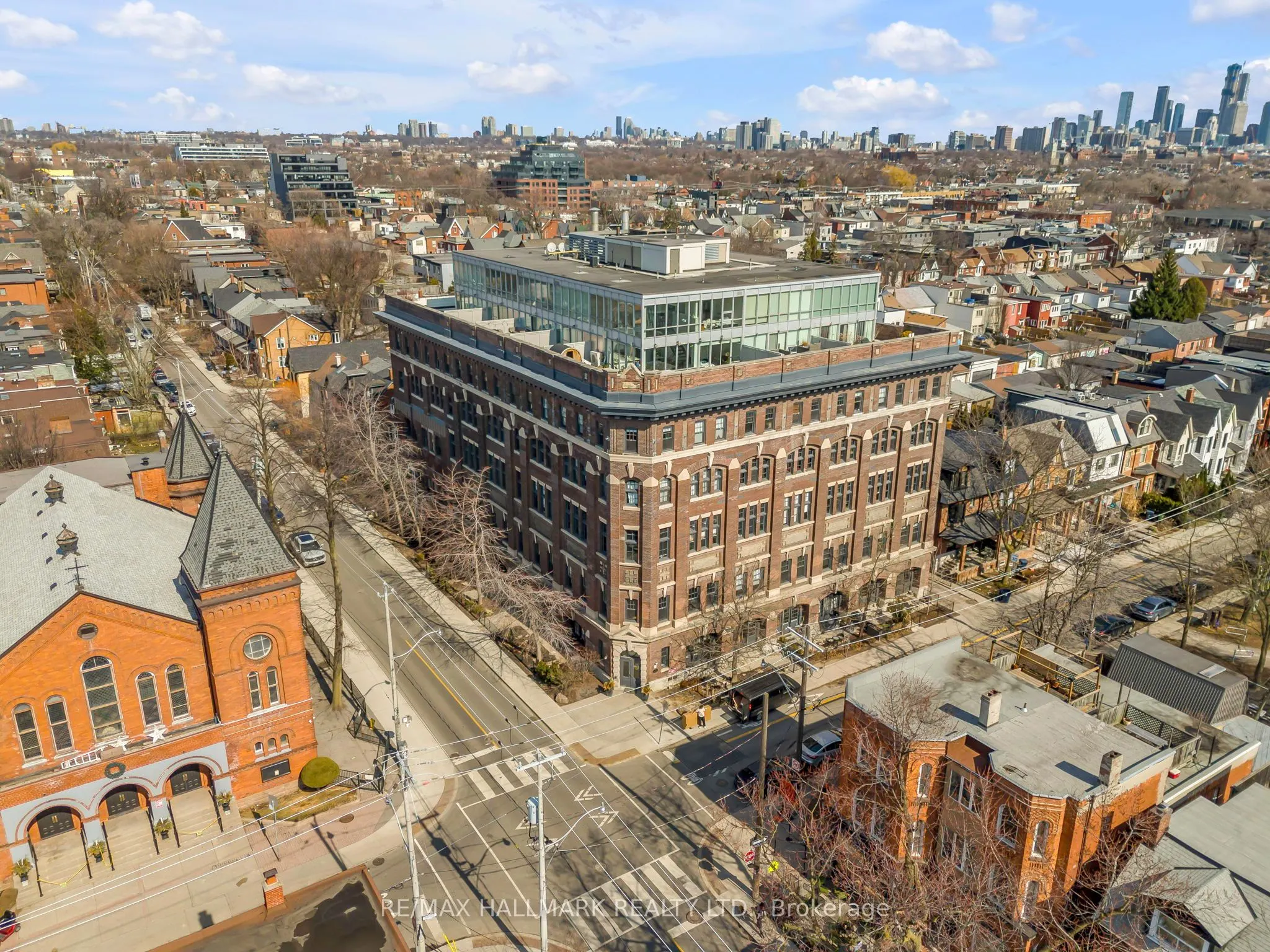 183 Dovercourt Road, #106