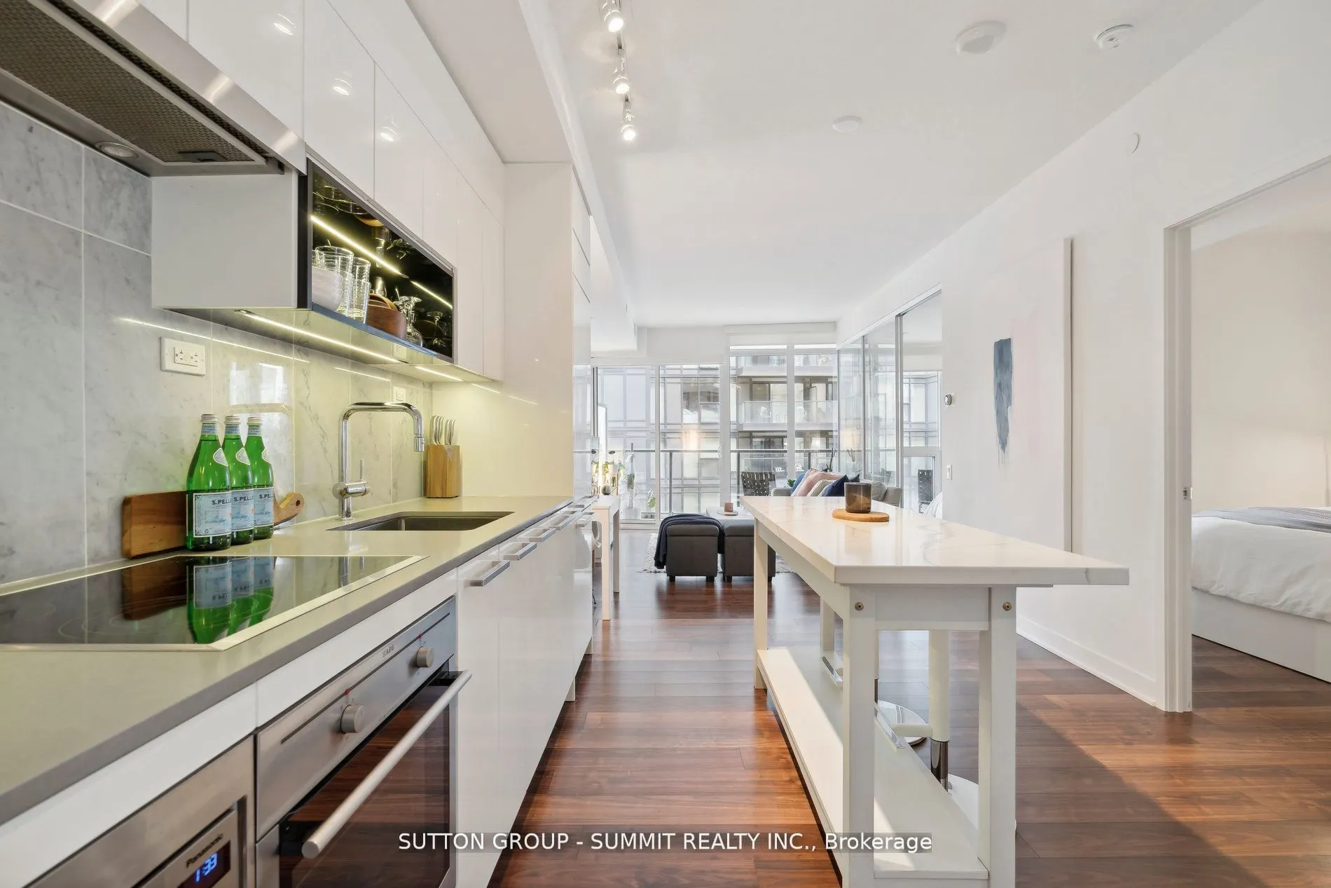 90 Queens Wharf Road, #306