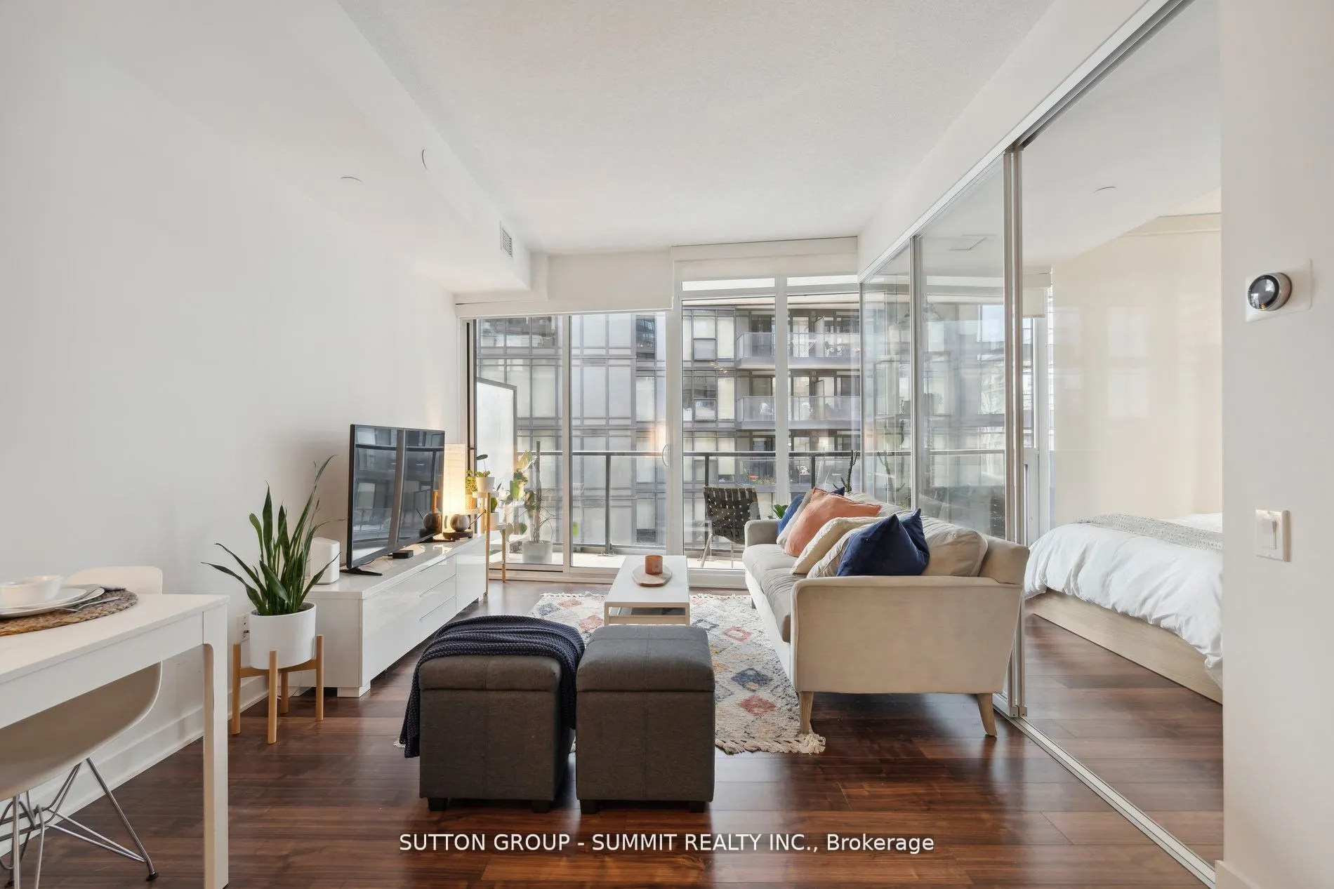 90 Queens Wharf Road, #306