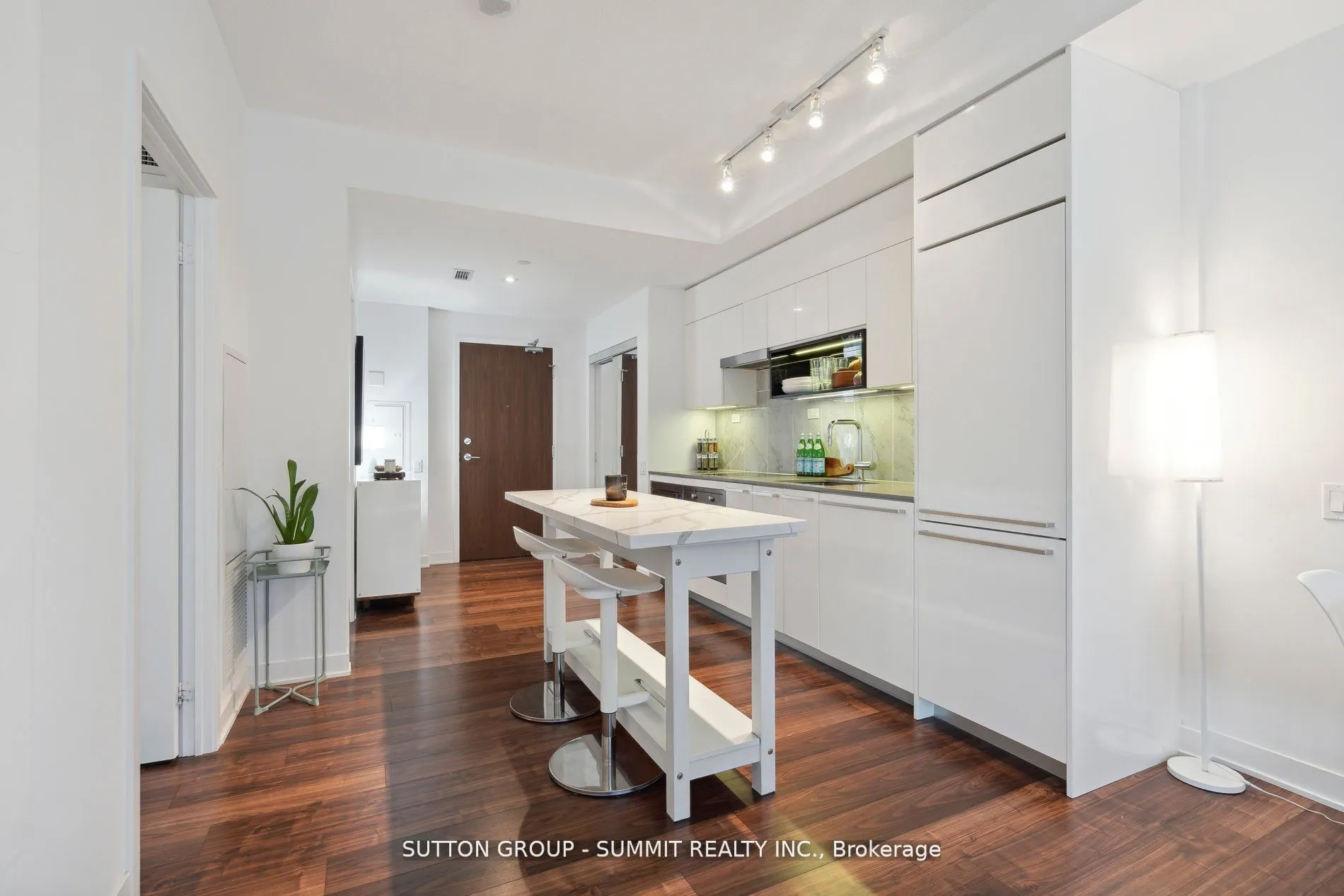 90 Queens Wharf Road, #306