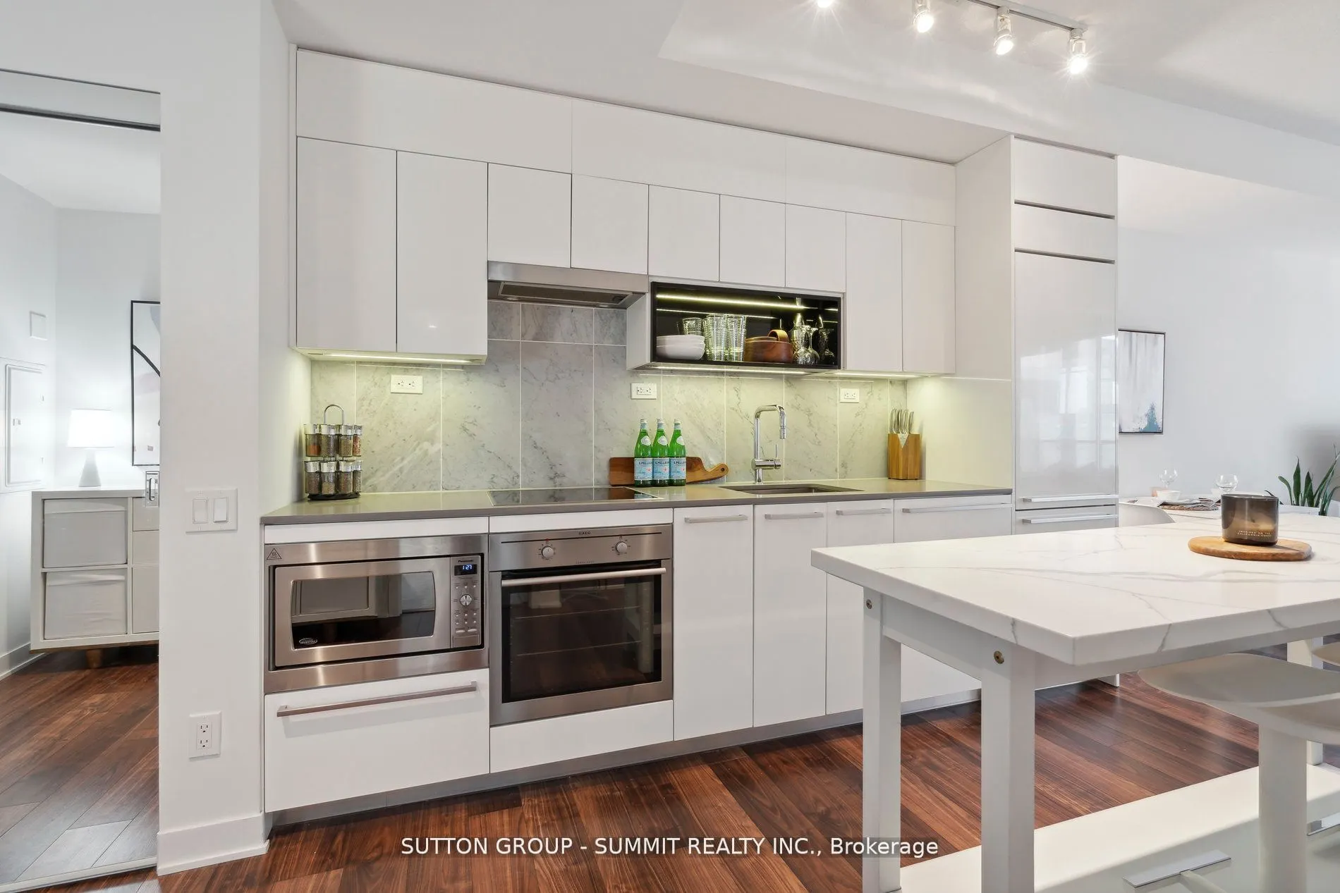 90 Queens Wharf Road, #306