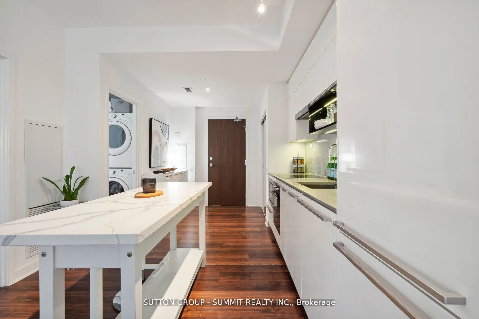 90 Queens Wharf Road, #306