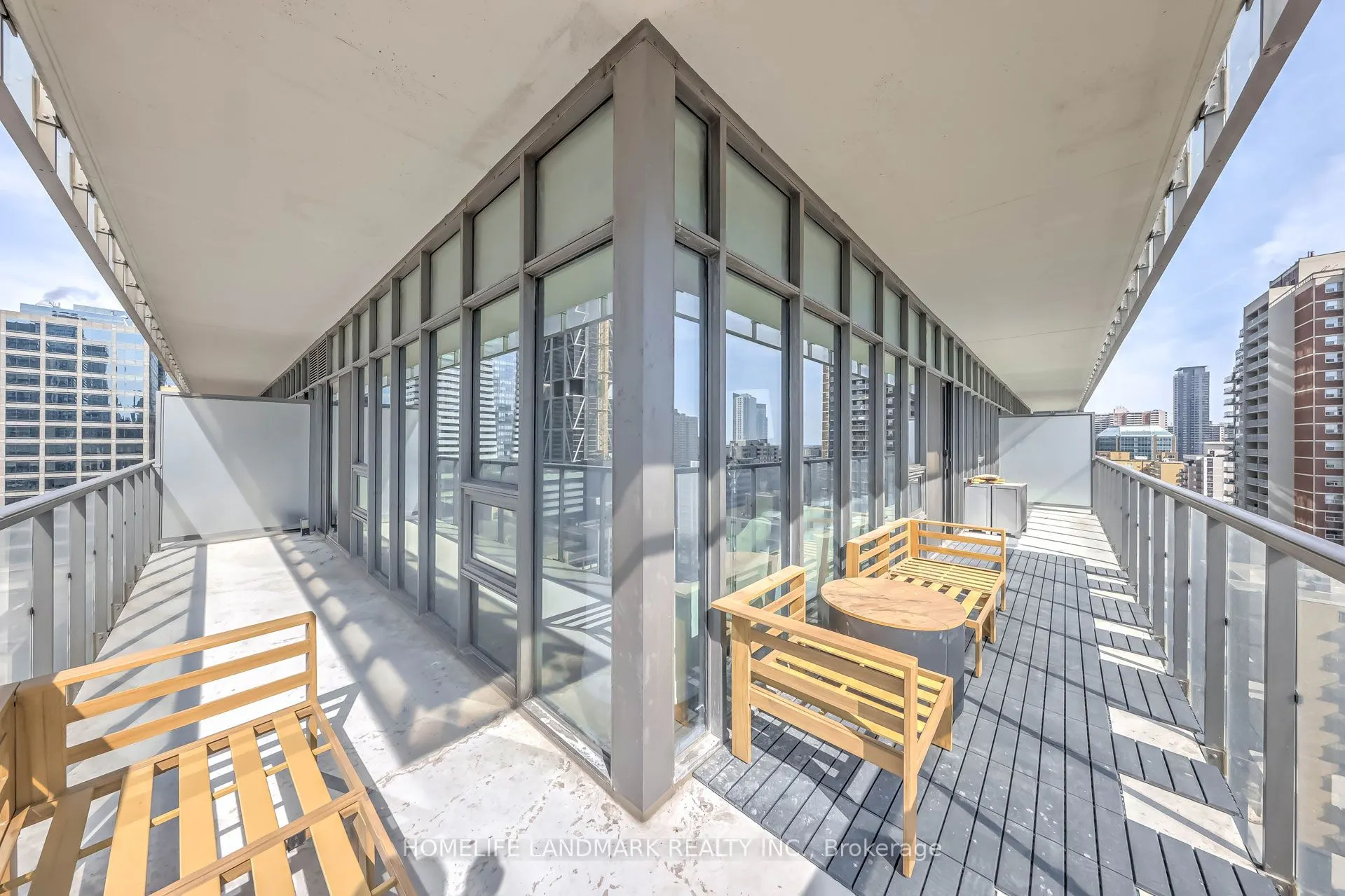 33 Charles Street E #1405