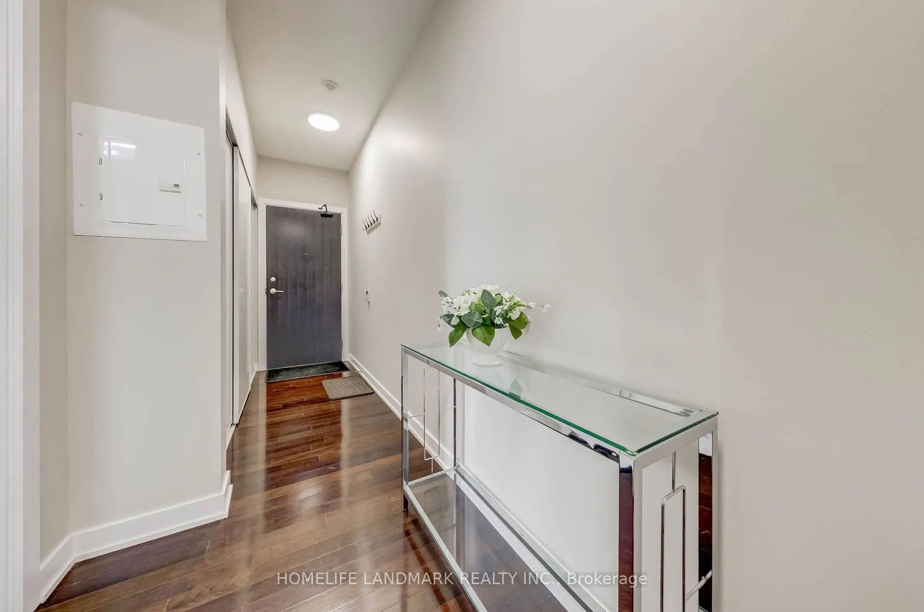 33 Charles Street E #1405