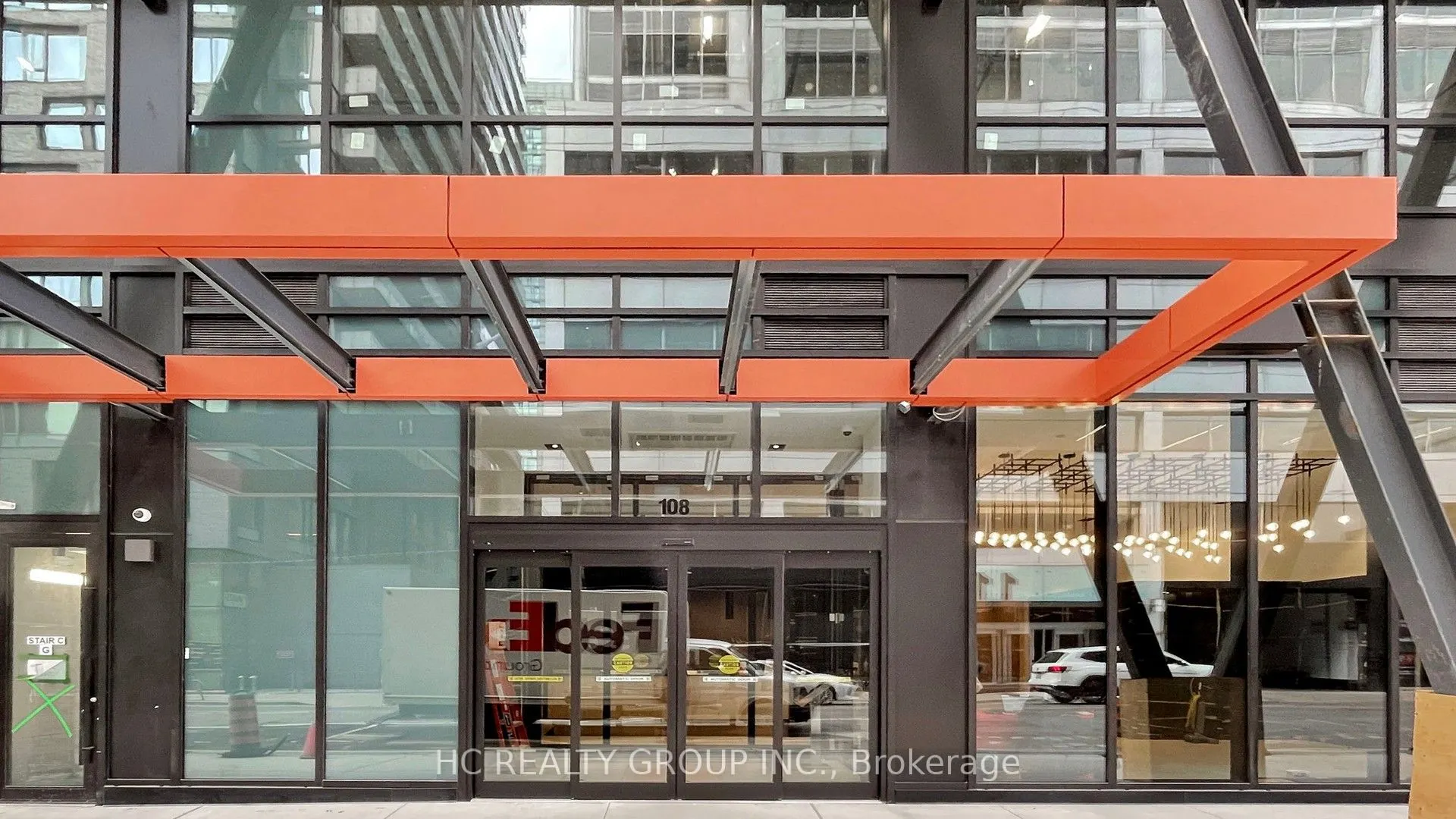 108 Peter Street, #4105
