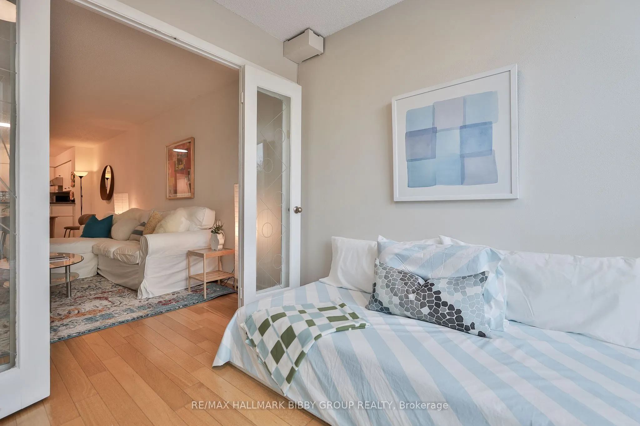 95 Prince Arthur Avenue, #311