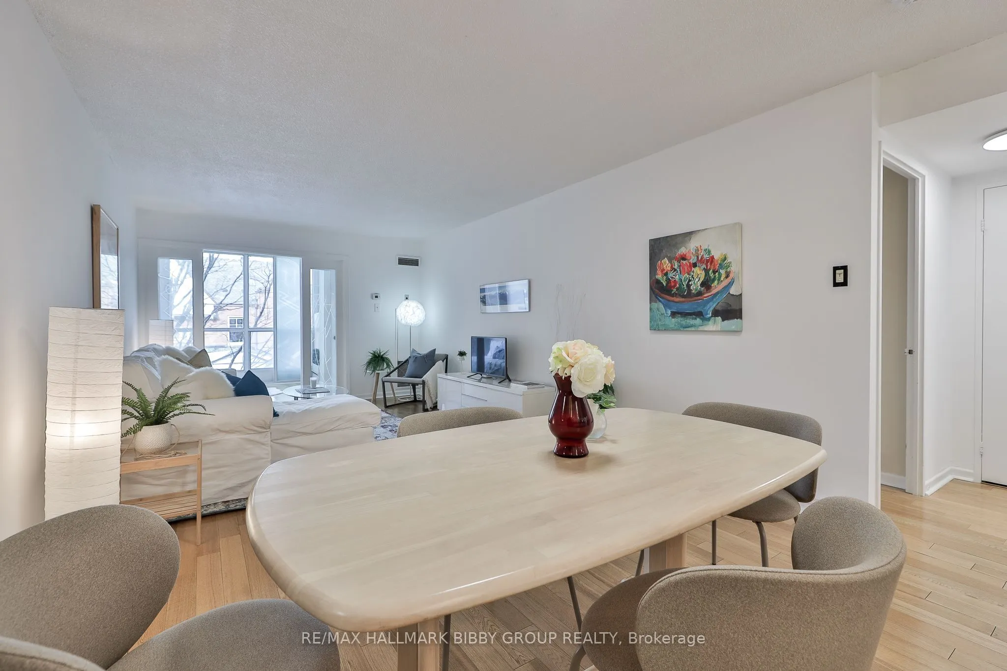 95 Prince Arthur Avenue, #311