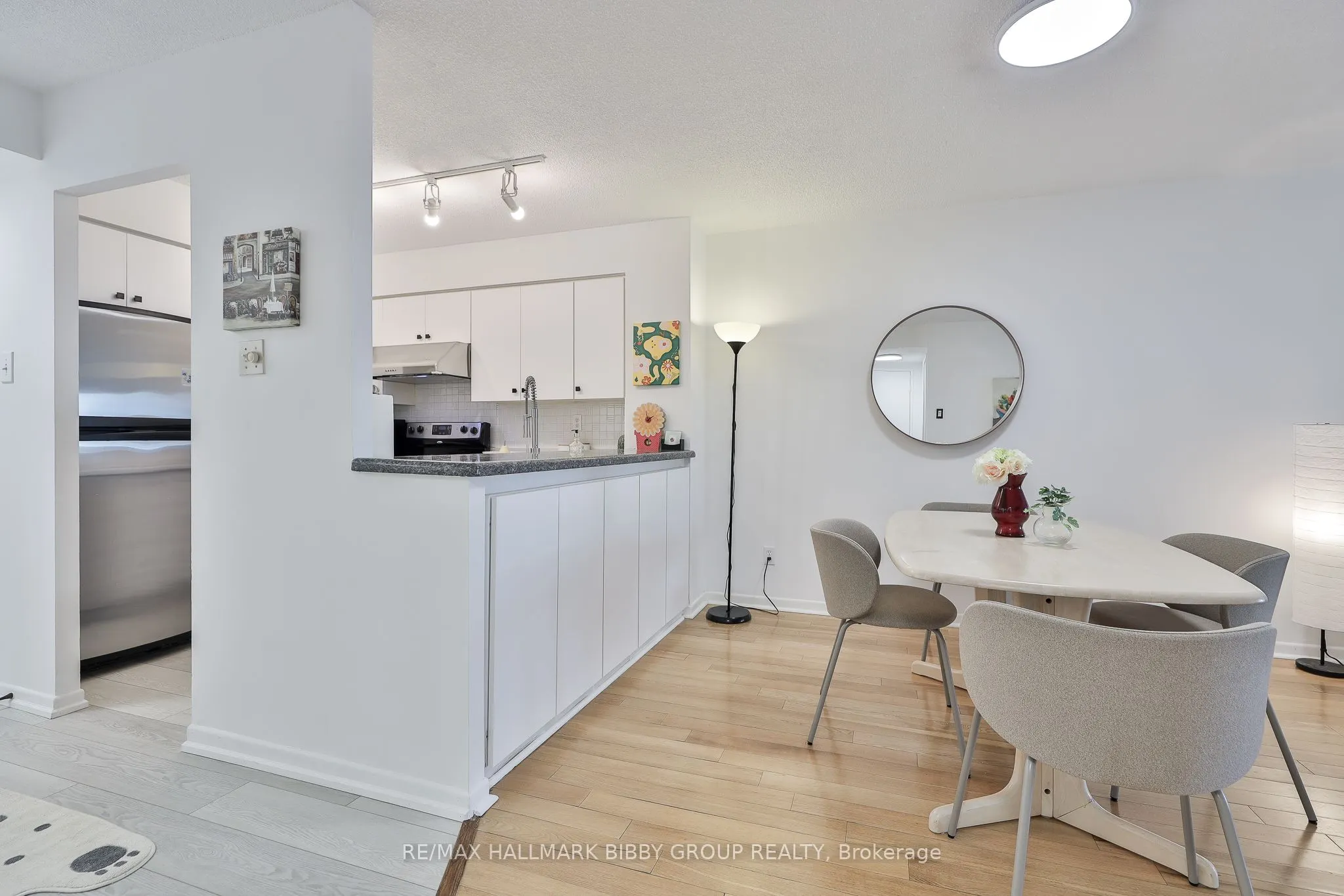 95 Prince Arthur Avenue, #311