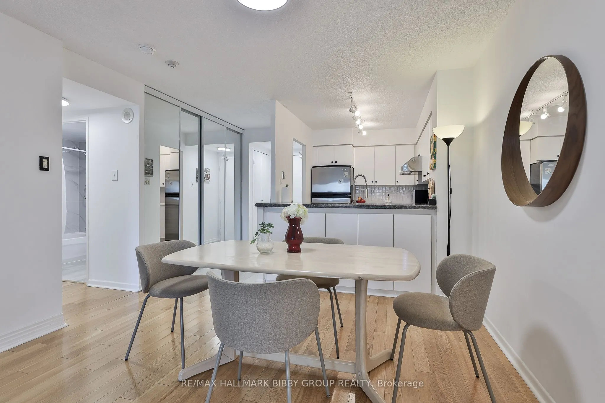 95 Prince Arthur Avenue, #311