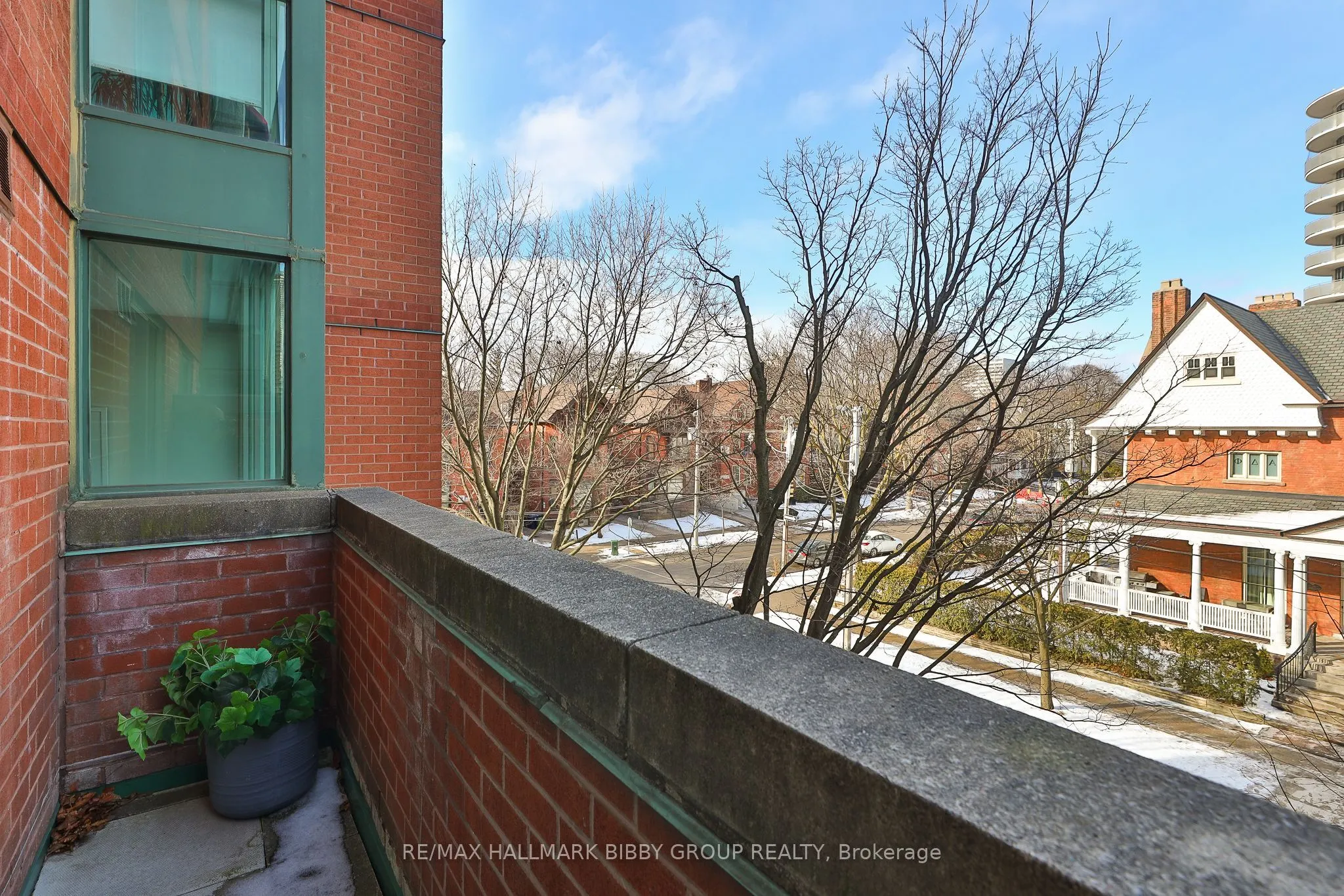 95 Prince Arthur Avenue, #311