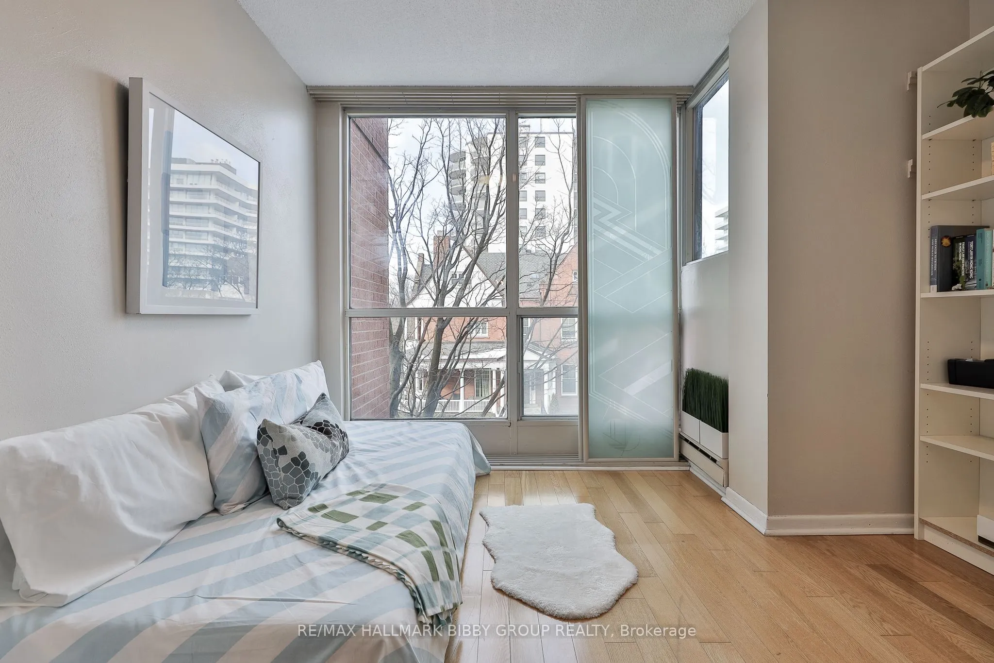 95 Prince Arthur Avenue, #311