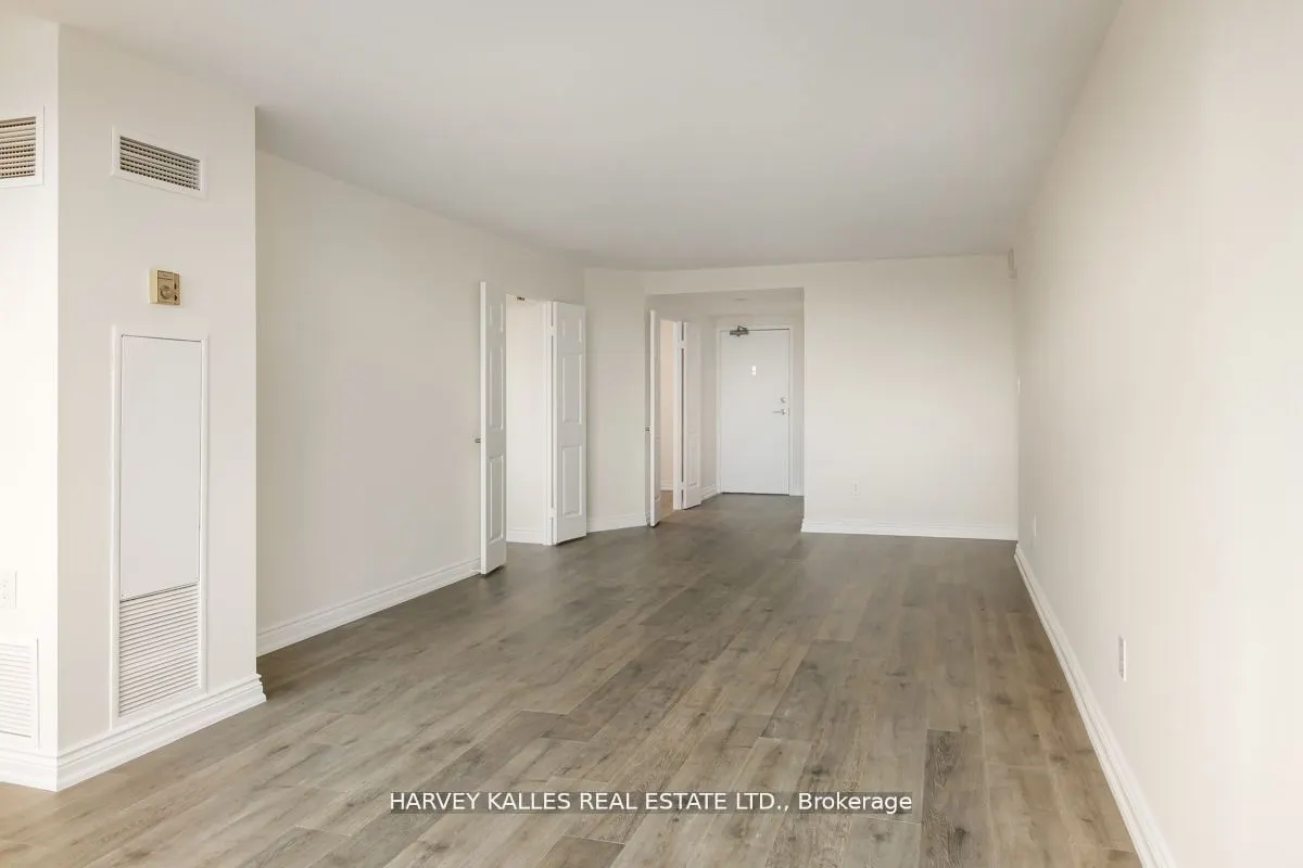 55 Skymark Drive, #2903