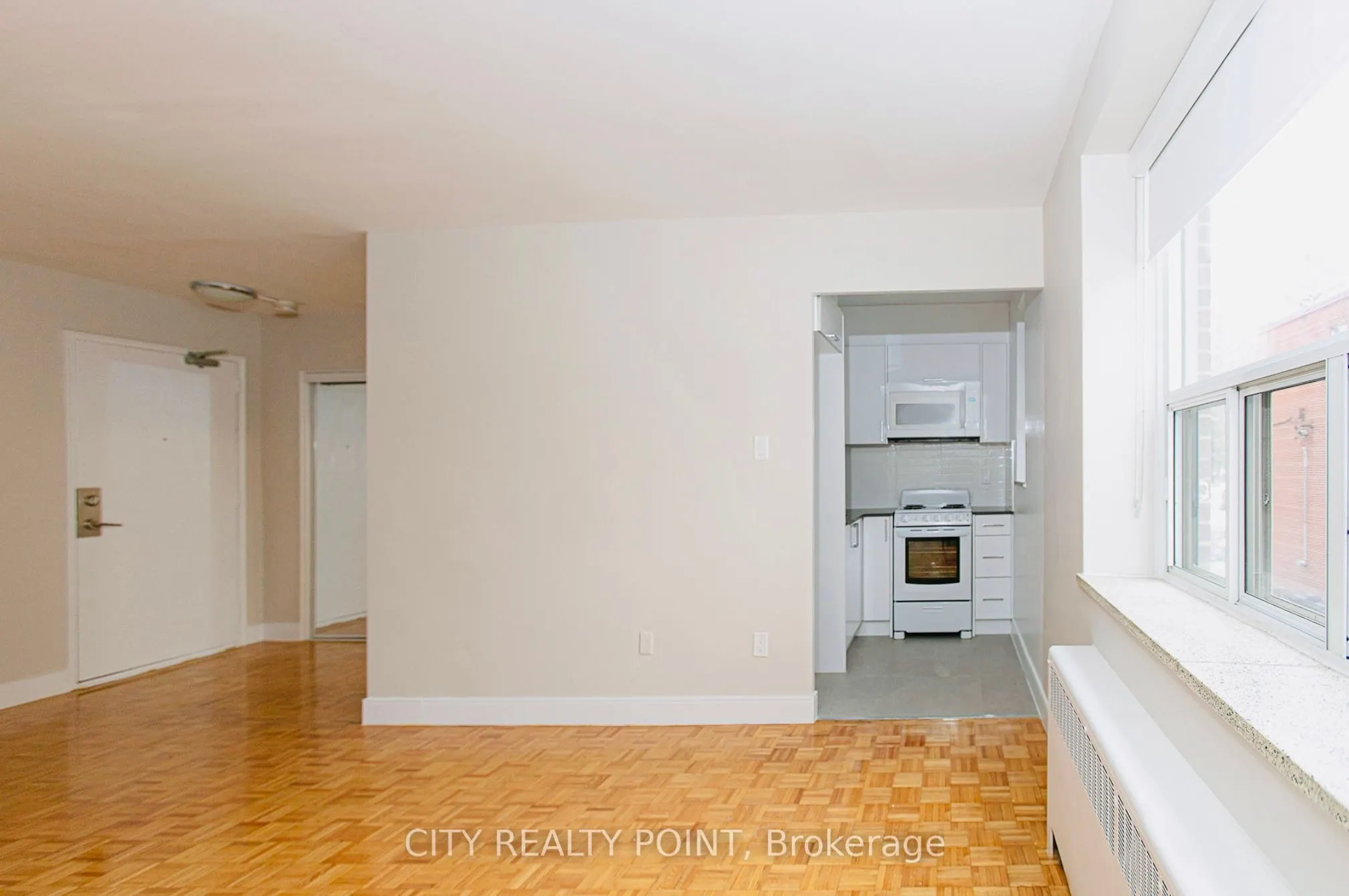 1291 Bayview Avenue N, #603