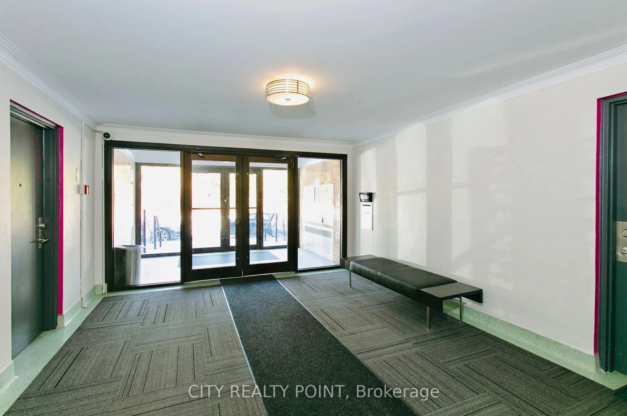 1291 Bayview Avenue N, #603