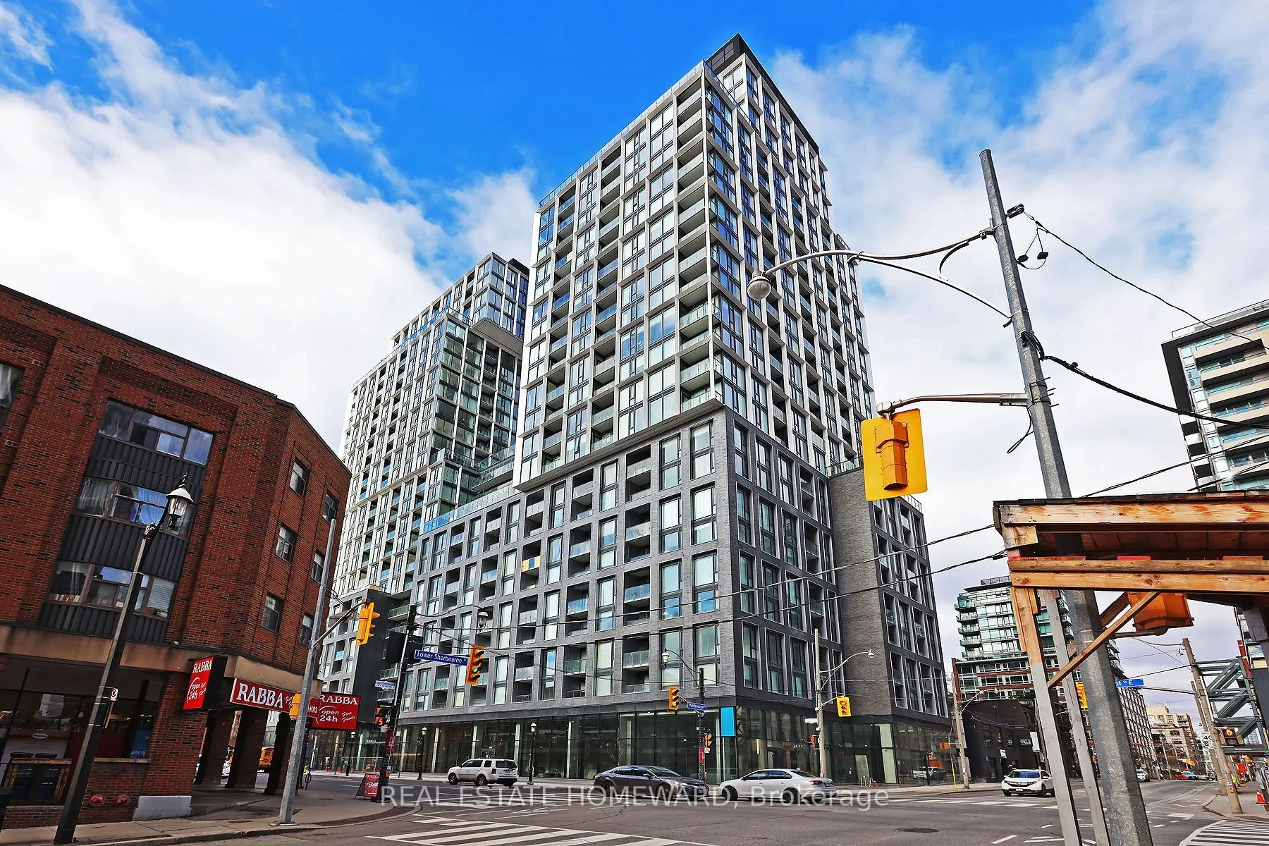 158 Front Street, #706