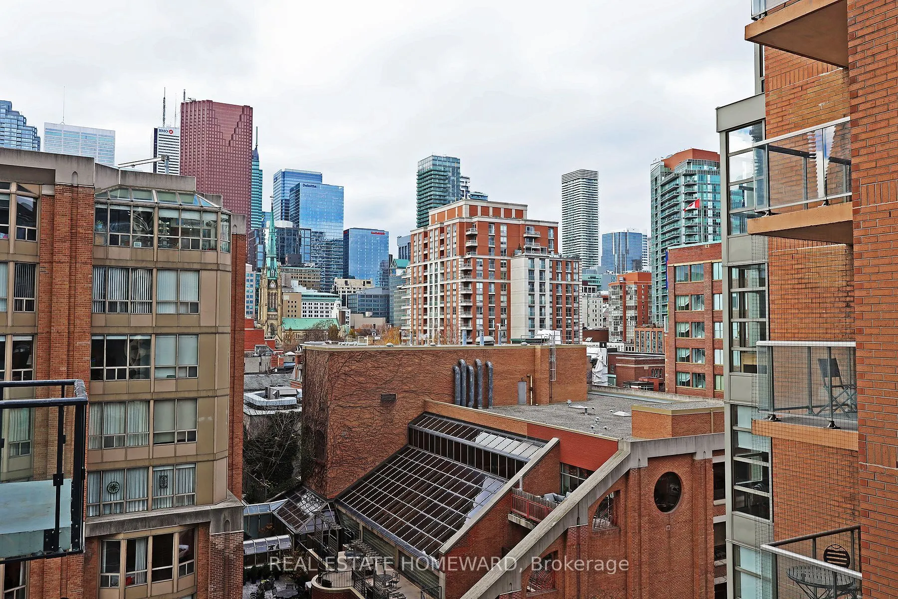 158 Front Street, #706