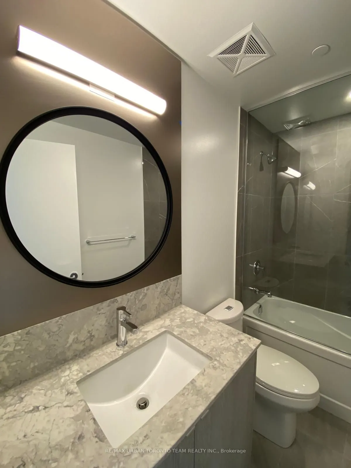 771 Yonge Street, #1202