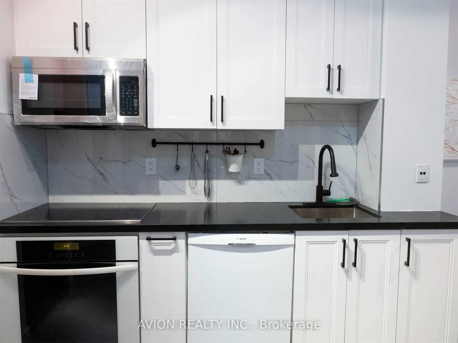 555 Yonge Street, #205