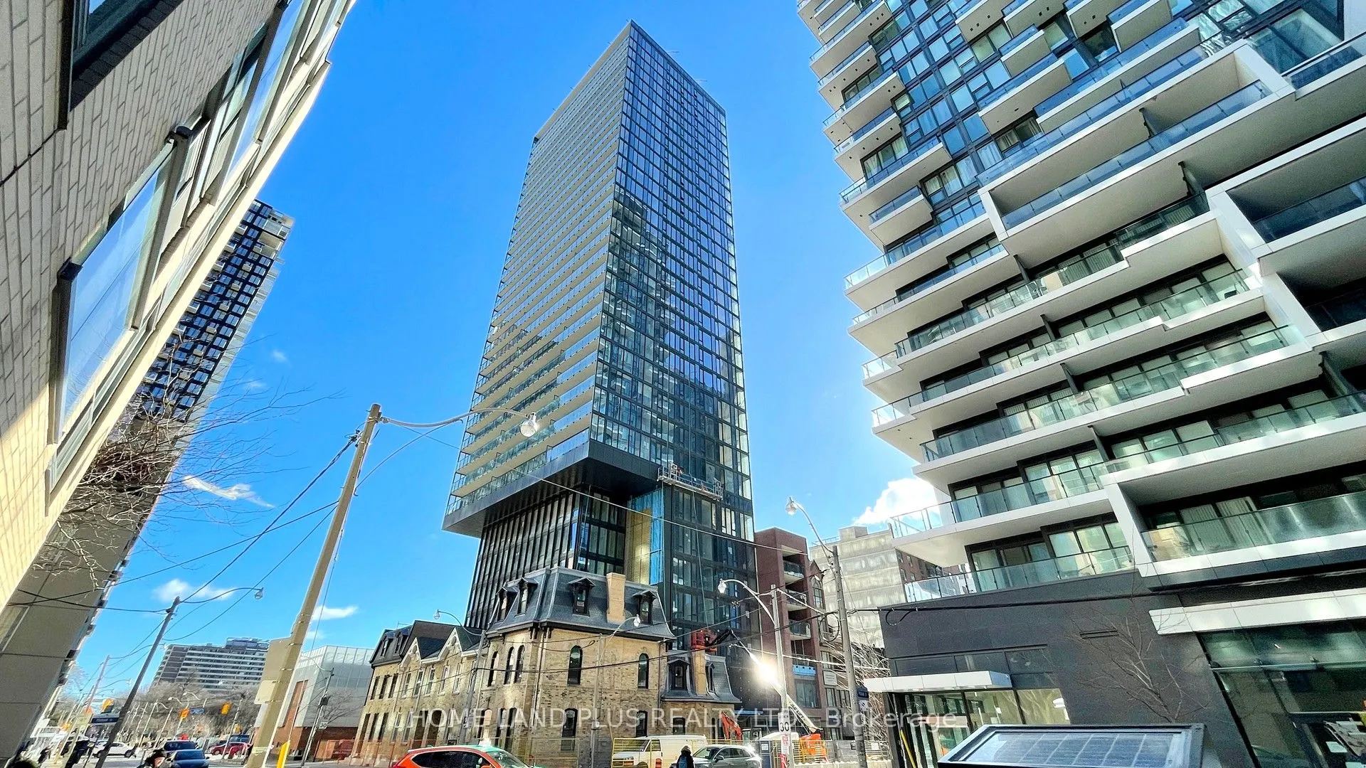 47 Mutual Street, #2206