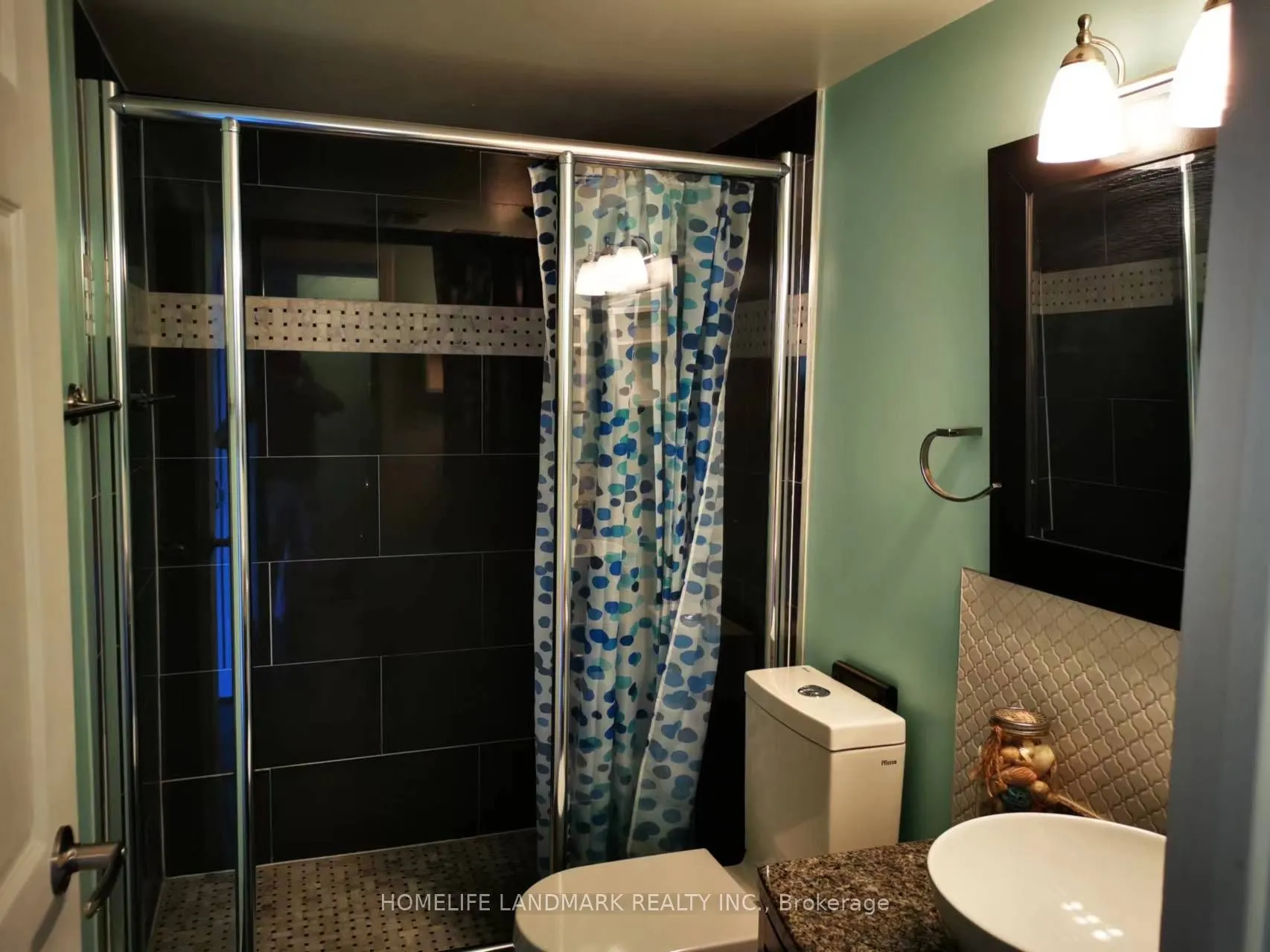 633 Bay Street, #1907