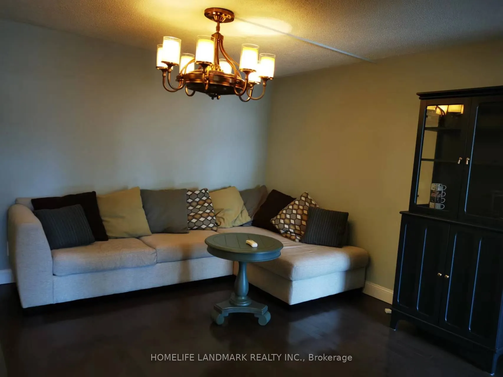 633 Bay Street, #1907