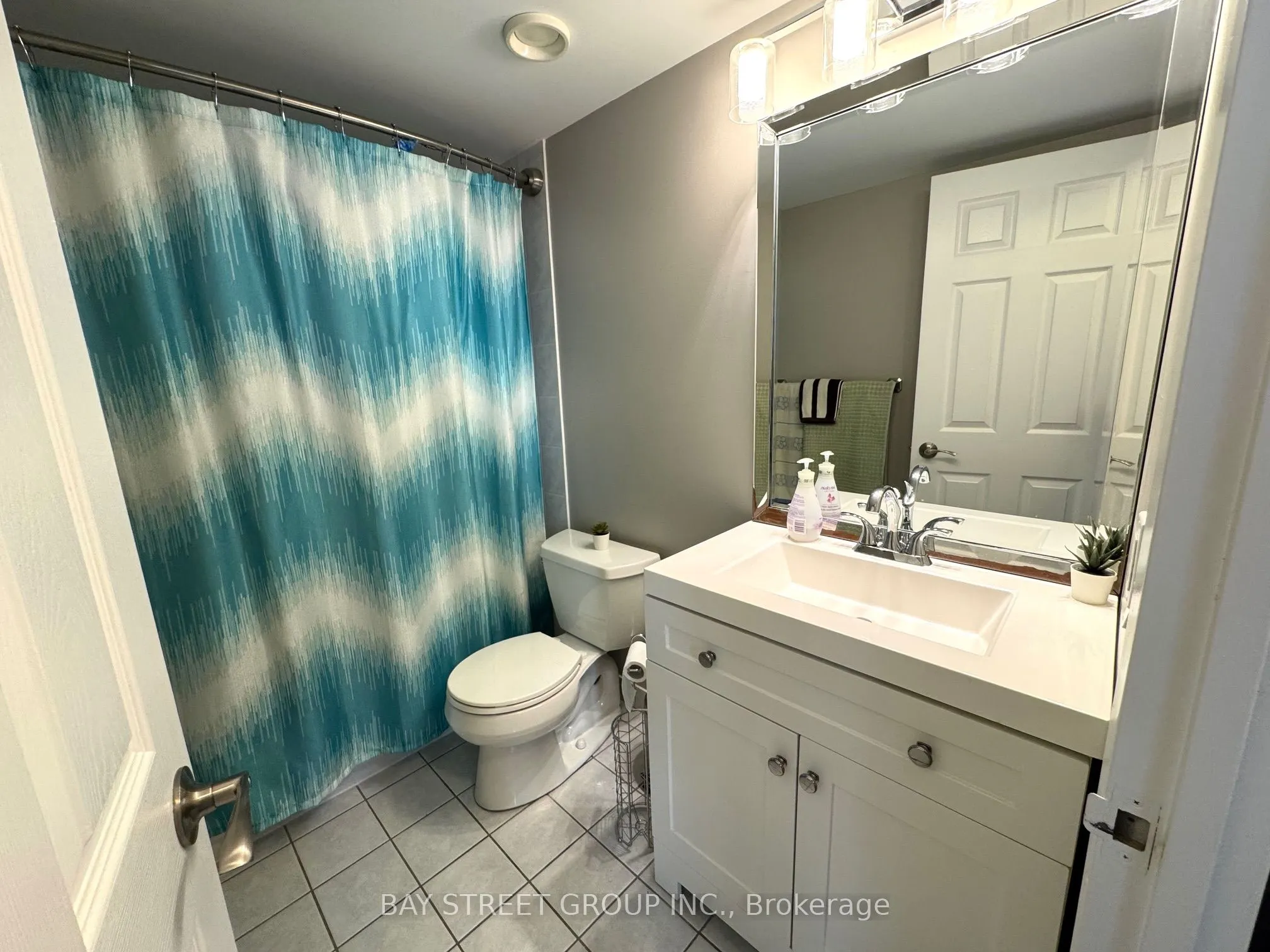 18 Parkview Avenue, #1203