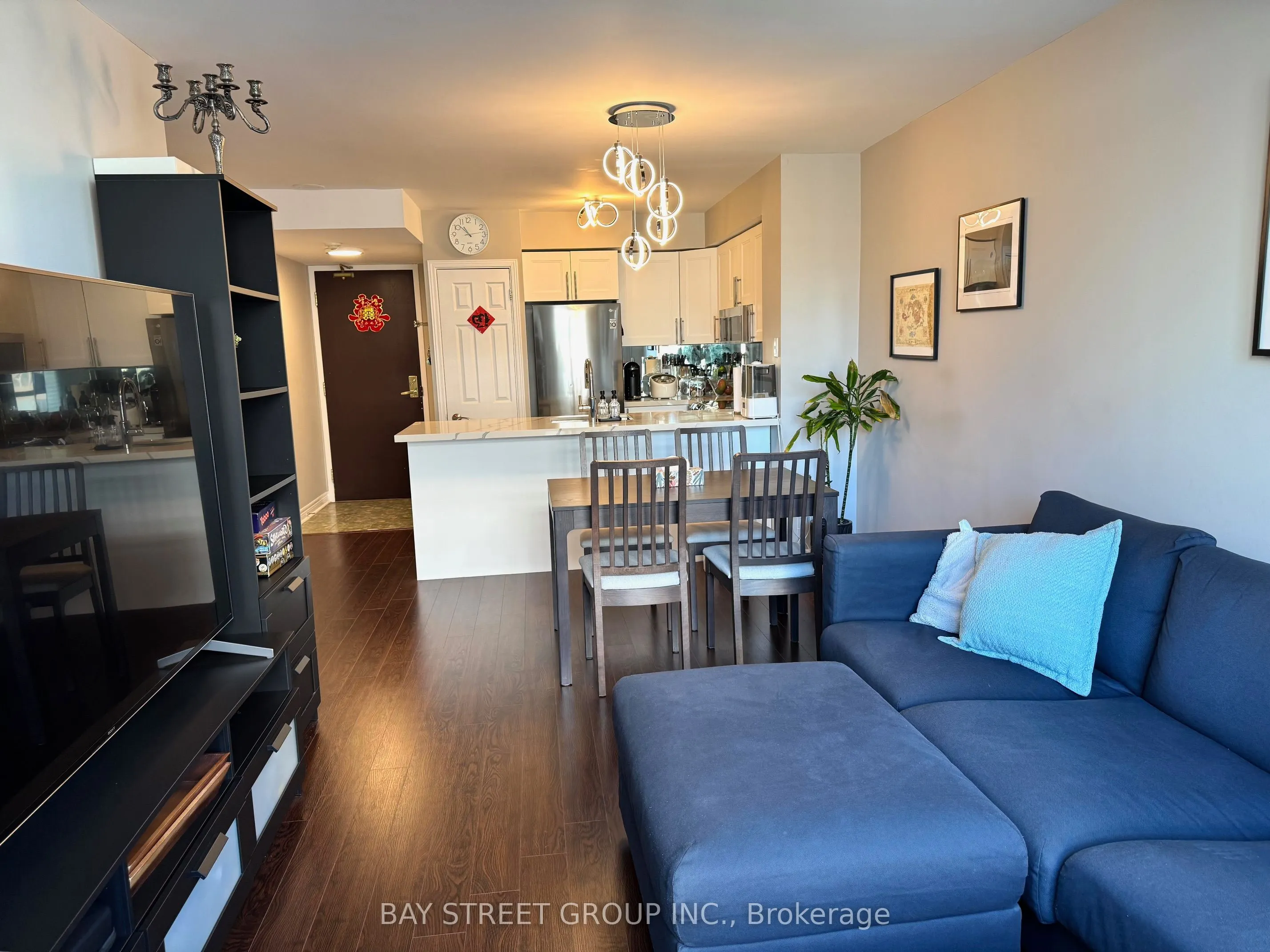 18 Parkview Avenue, #1203