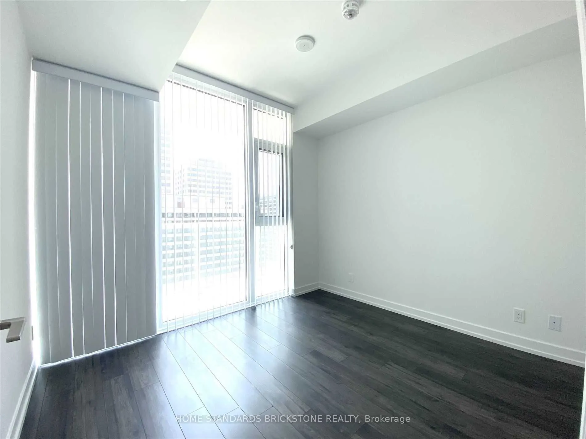 33 Helendale Avenue, #1308