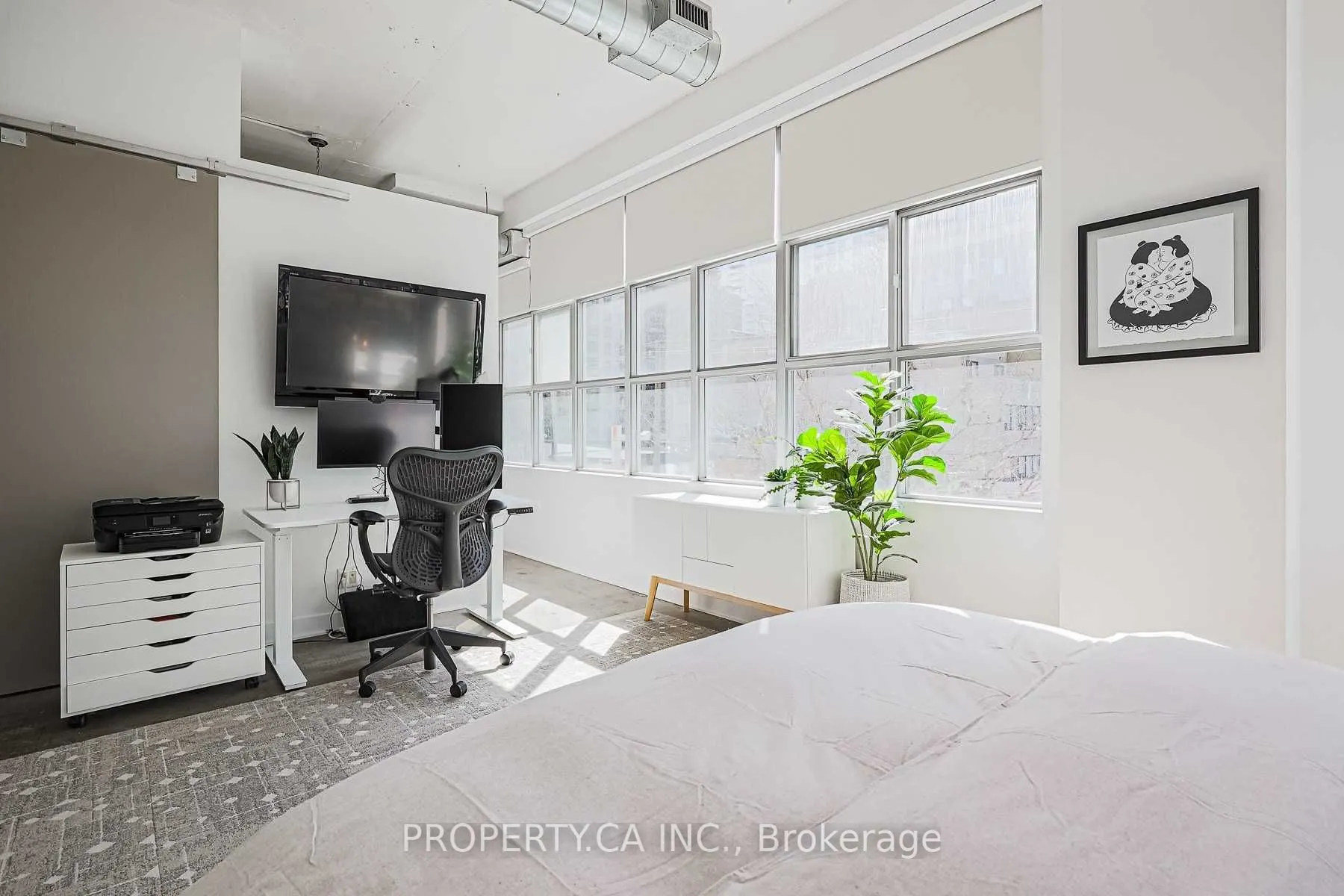 188 Eglinton Avenue E, #306