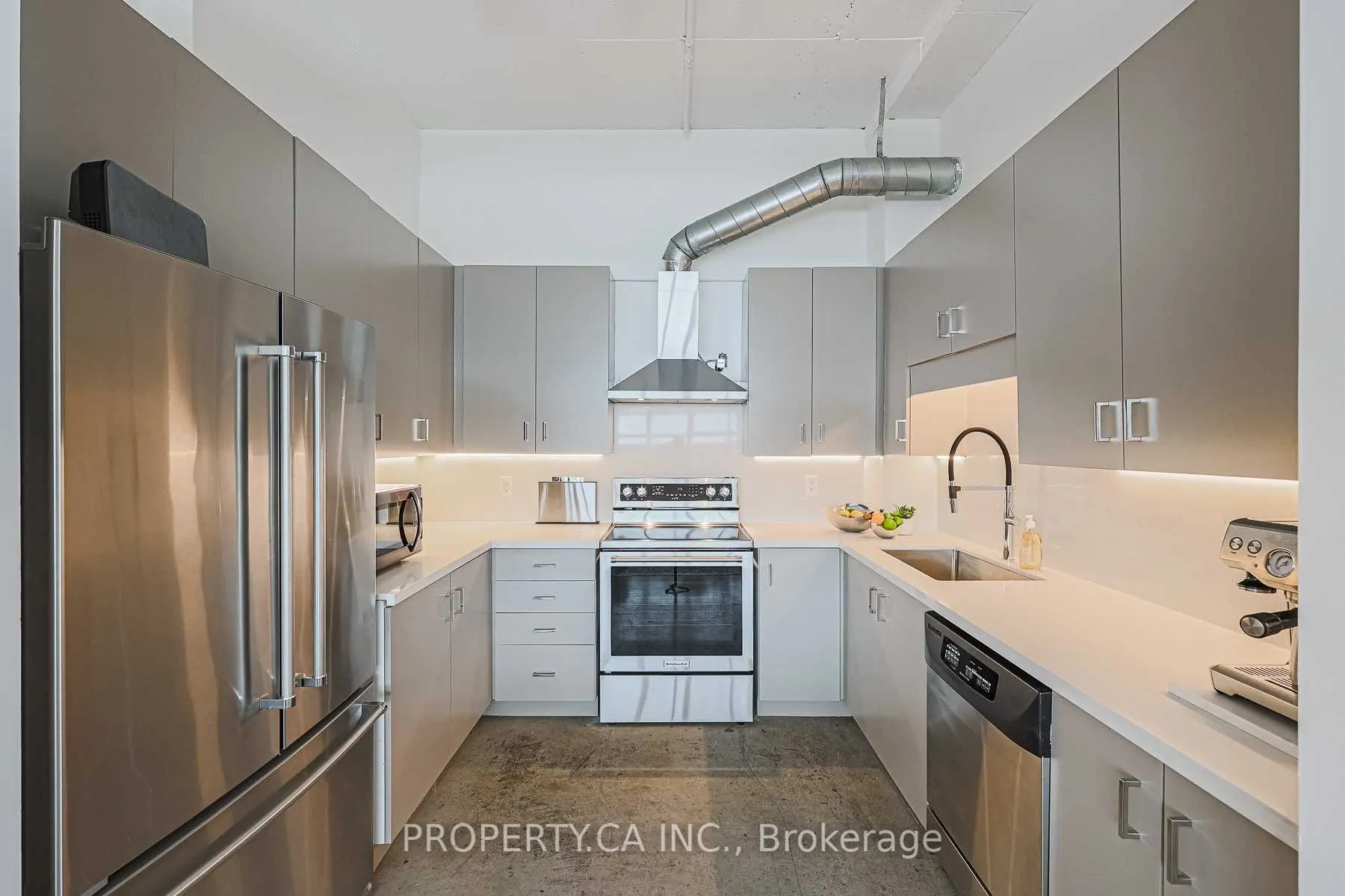 188 Eglinton Avenue E, #306