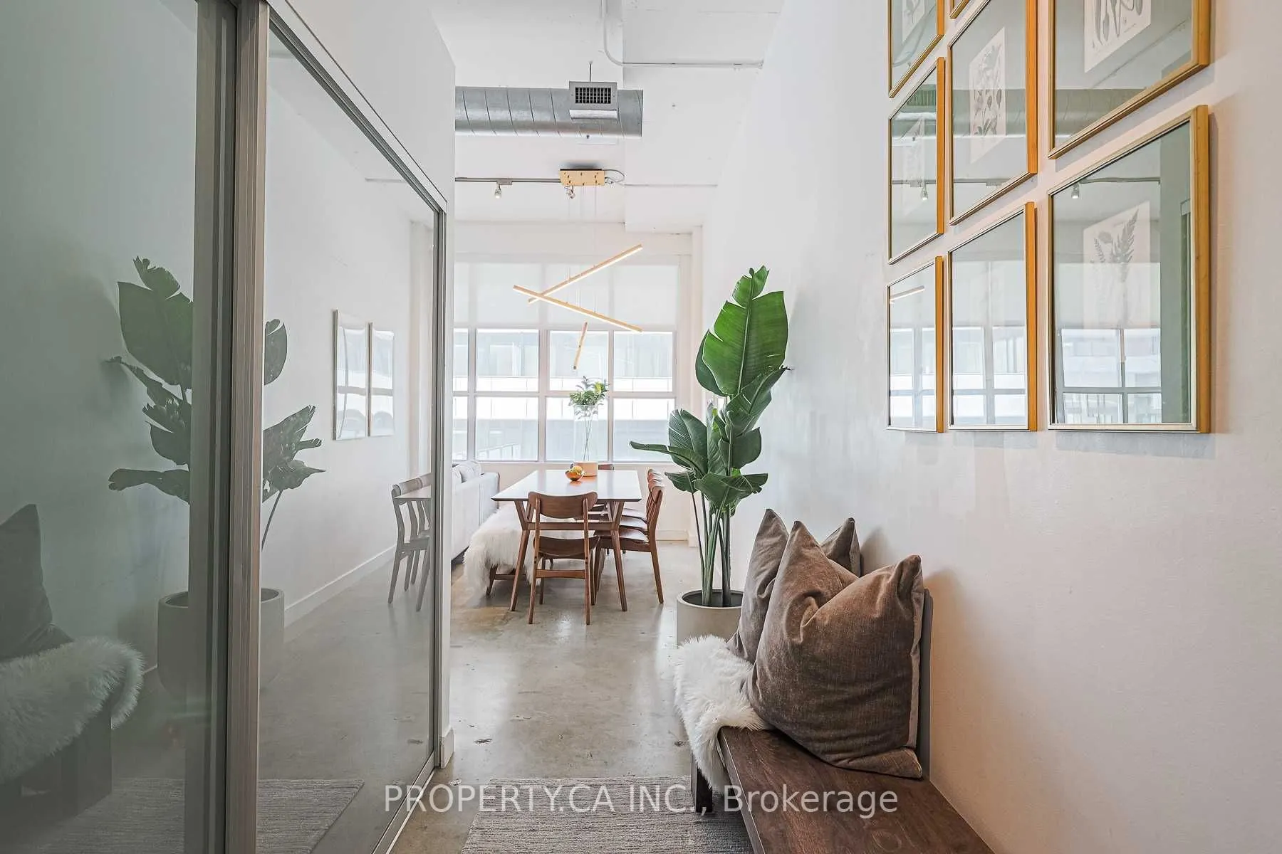 188 Eglinton Avenue E, #306