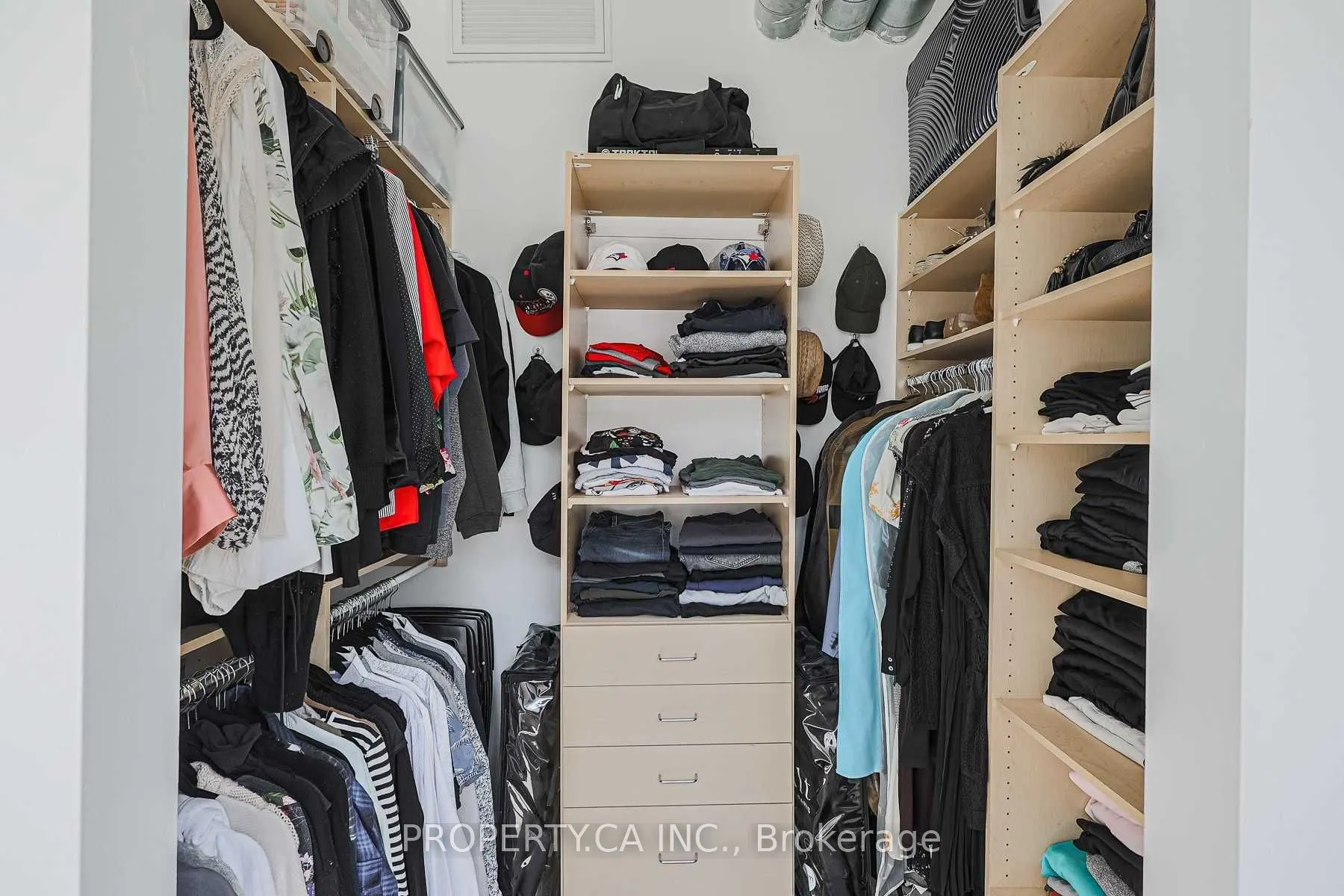 188 Eglinton Avenue E, #306