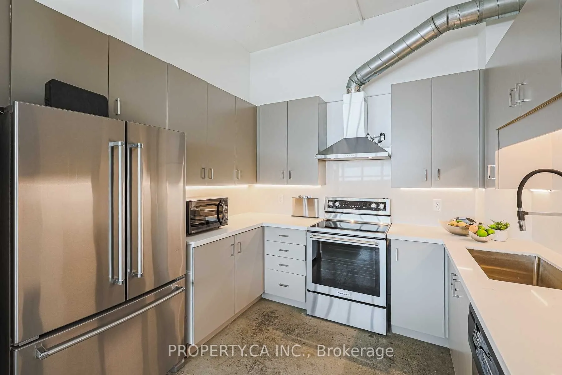 188 Eglinton Avenue E, #306